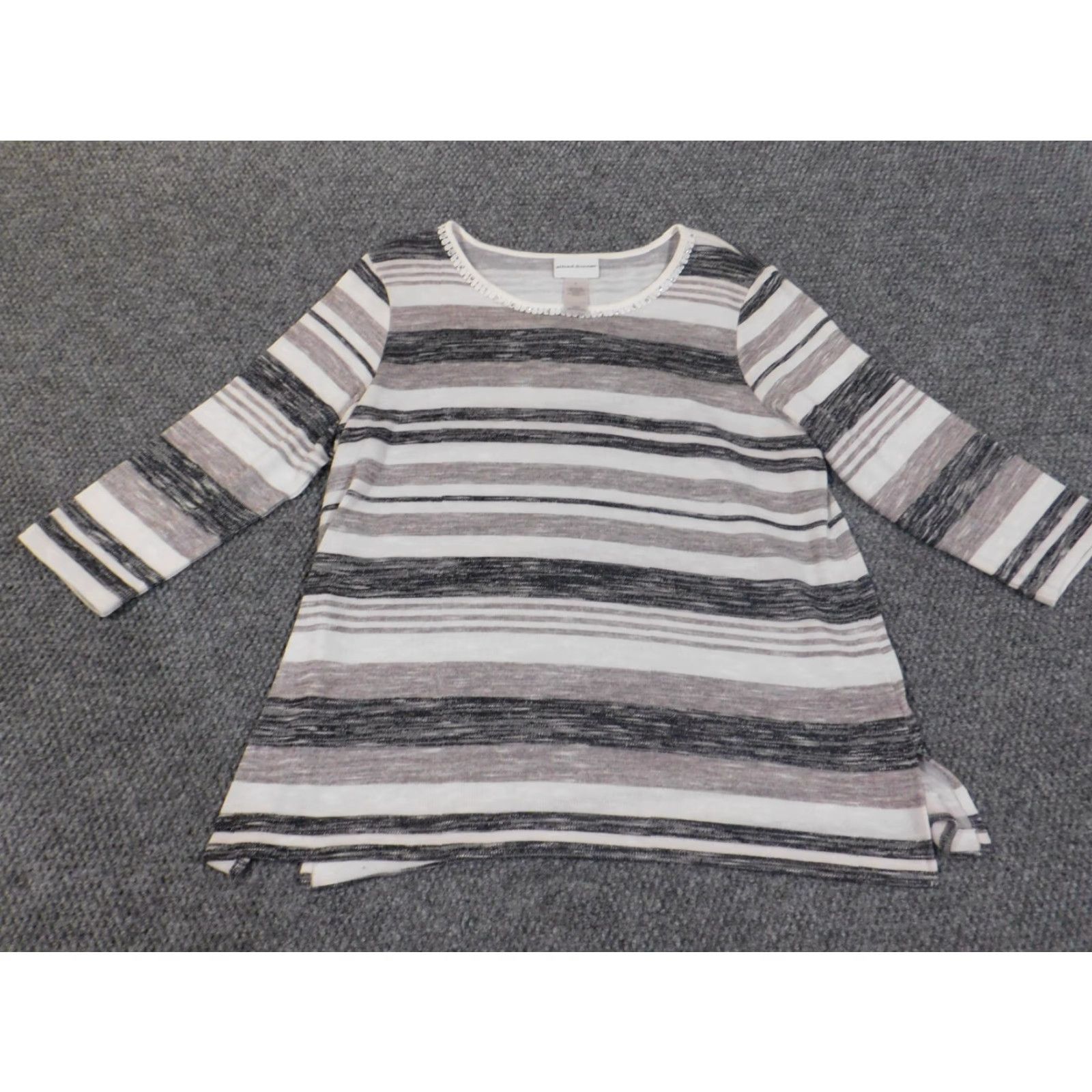 Vintage Alfred Dunner Sweater Women L Gray Striped Pullover Knit Raglan Sleeve Crew Neck Stretch Embellishments Vintage No Size L / US 10 / IT 46 - 2 Thumbnail