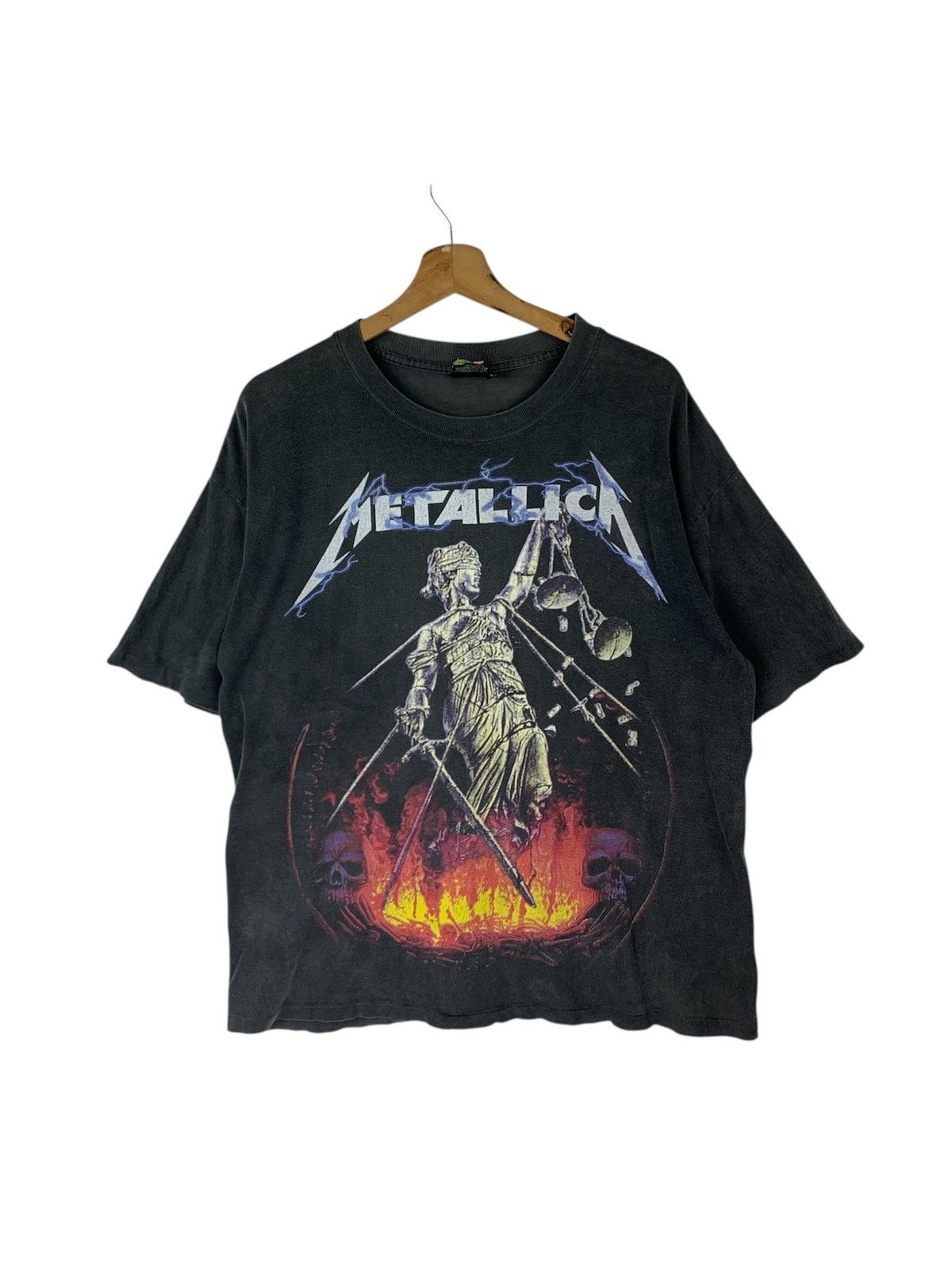 Band Tees Metallica Vintage Band T-shirt Hot Ice Tag L size Size US L / EU 52-54 / 3 - 1 Thumbnail