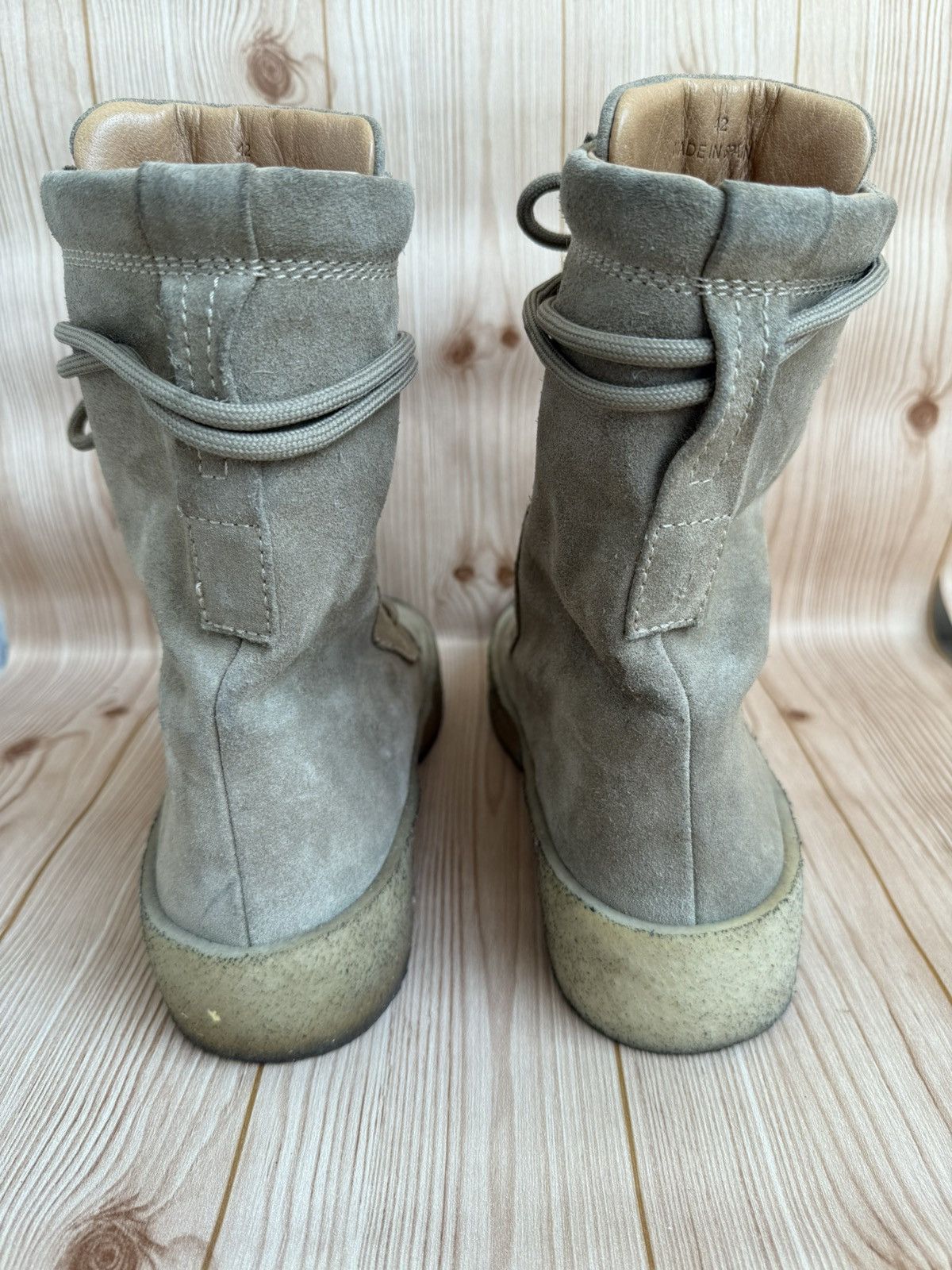 Yeezy Crepe suede boots Size US 10 / EU 43 - 14 Thumbnail