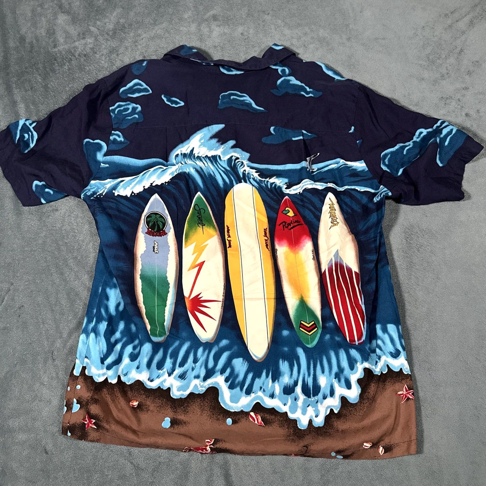 Paradise Found Paradise Found Shirt Mens XL Blue Surfboard Hawaiian Aloha Rayon Button Up Shirt (Vintage) Size US XL / EU 56 / 4 - 6 Thumbnail