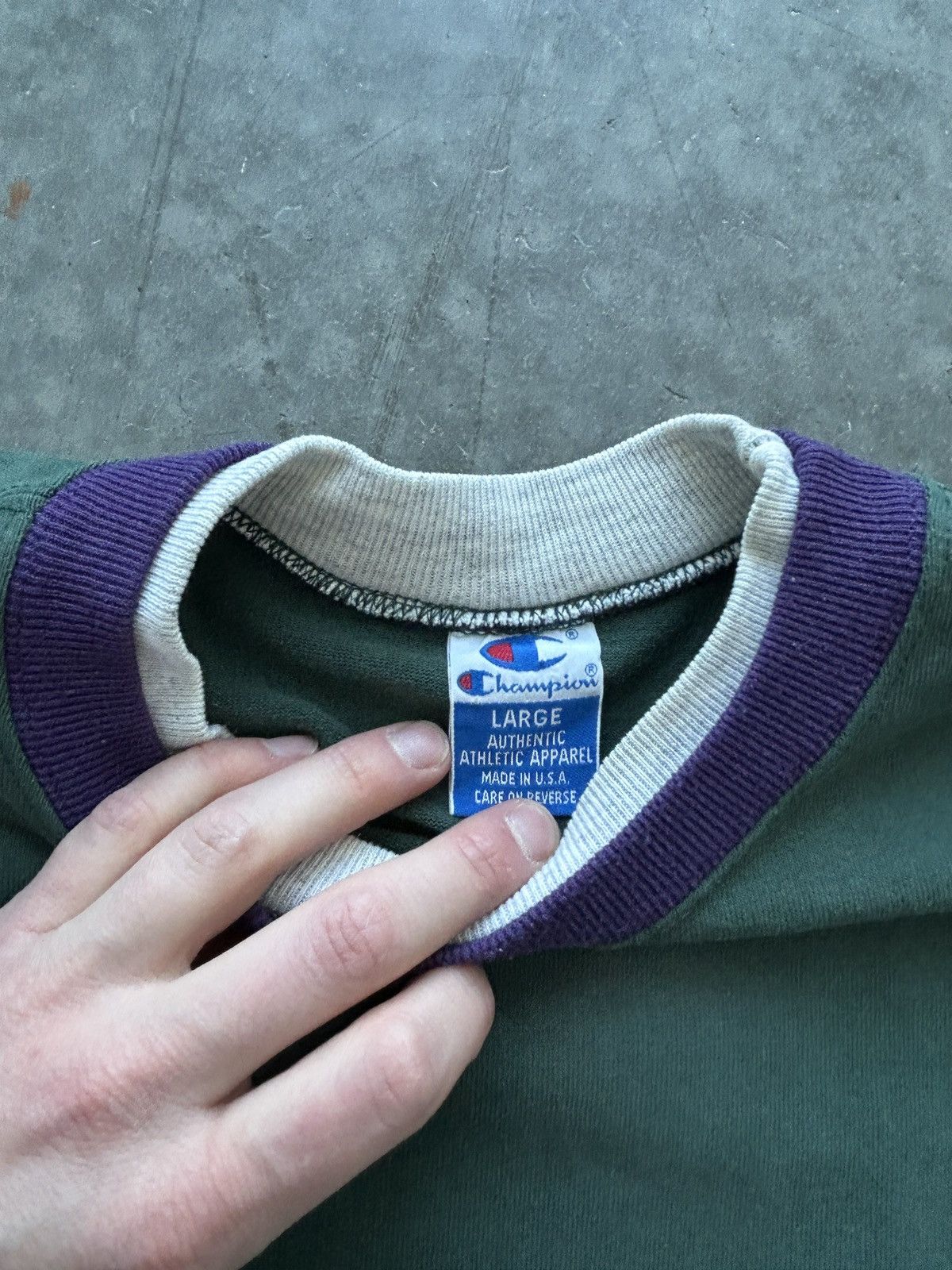 Champion Vintage 90s Champion Script Logo Sweatshirt Size US L / EU 52-54 / 3 - 4 Thumbnail