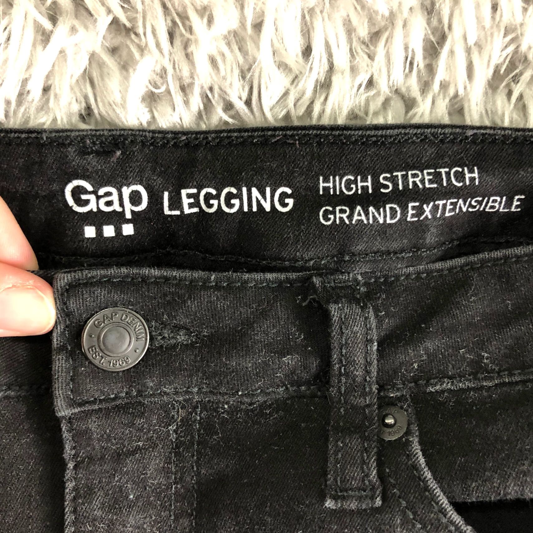 Gap Gap Womens Size 10 Black Legging Skinny Dark Wash Jeans Mens Womens Girls Size 32" / US 10 / IT 46 - 7 Thumbnail