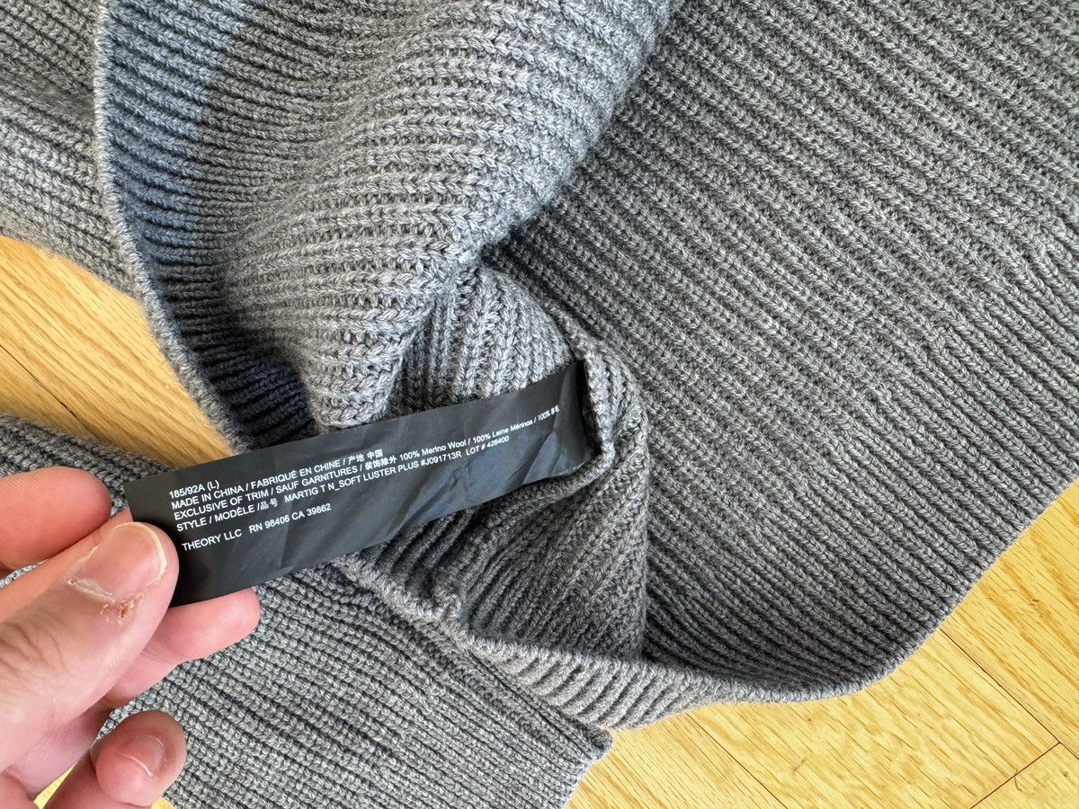Theory Theory Martig Merino Wool Turtleneck Sweater Grey L Size US L / EU 52-54 / 3 - 5 Thumbnail