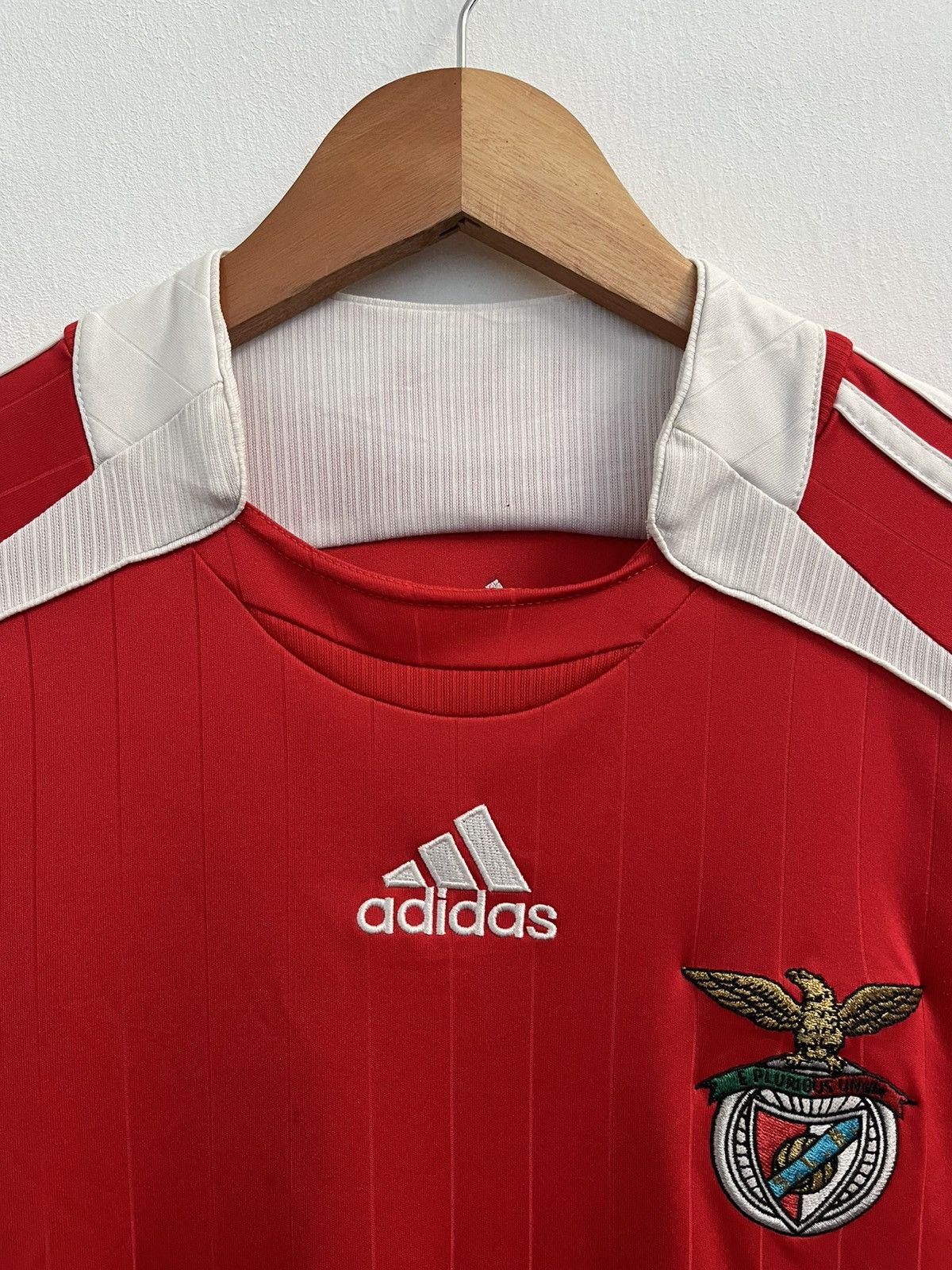 Vintage Vintage Adidas Benfica FC Portugal 2006/07 Football Jersey Size US S / EU 44-46 / 1 - 6 Thumbnail