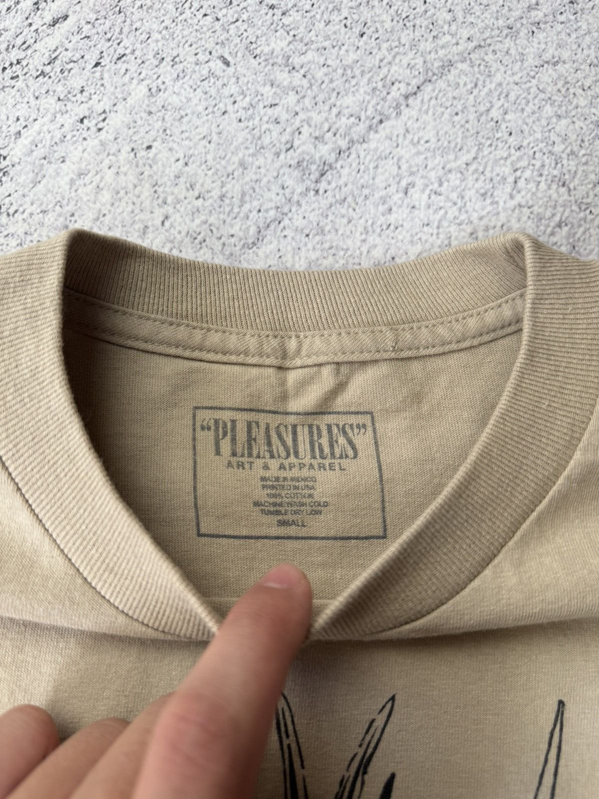 Pleasures Pleasures 'I miss the comforts of being sad' T-shirt Size US S / EU 44-46 / 1 - 10 Thumbnail