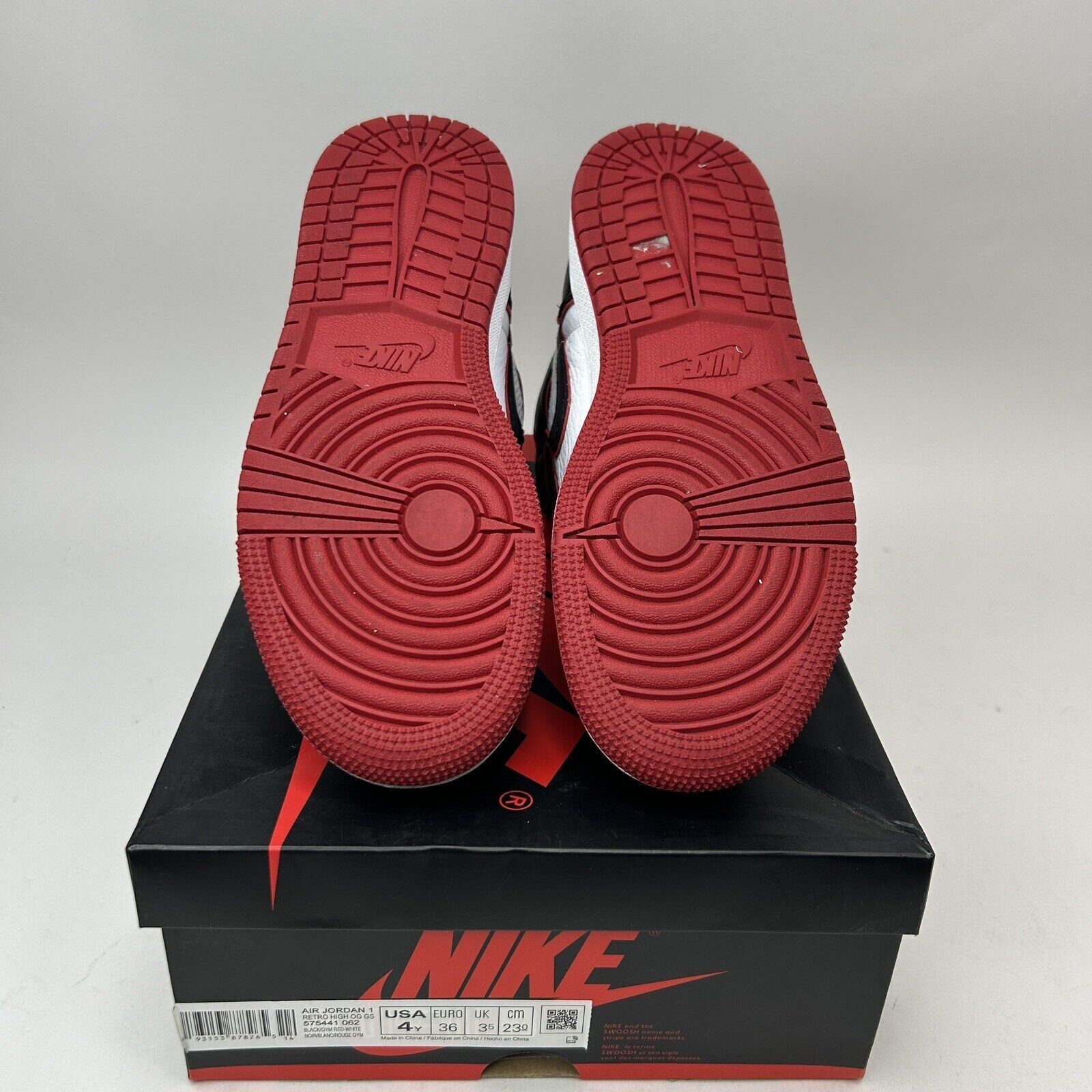 Nike Nike Shoes Air Jordan 1 Retro High OG BG “Bloodline” 2023 Size US 5.5 / IT 35.5 - 7 Thumbnail