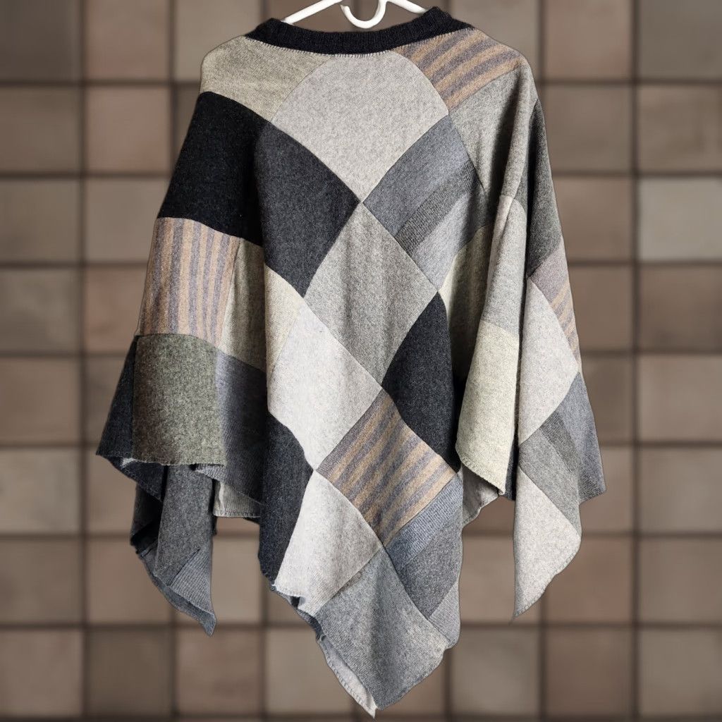 Eddie Bauer VINTAGE Eddie Bauer Patchwork Wool Cashmere Sweater Poncho OSFM Women’s Knits Bohemian City Equestrian Pony? Size ONE SIZE - 1 Thumbnail