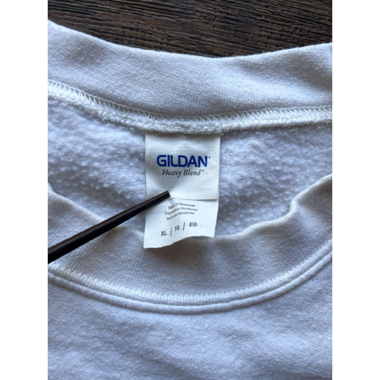 Gildan Men's Sherman Williams Sweatshirt White Spell-Out XL PILLING Crew Workwear Paint Size US XL / EU 56 / 4 - 4 Thumbnail