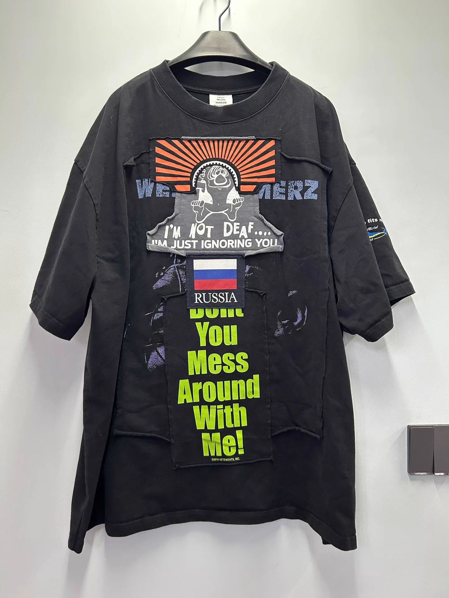 Vetements 18AW RUSSIA PATCHWORK Tシャツ Vetements Vetements russia patch tee shirt tee | Grailed