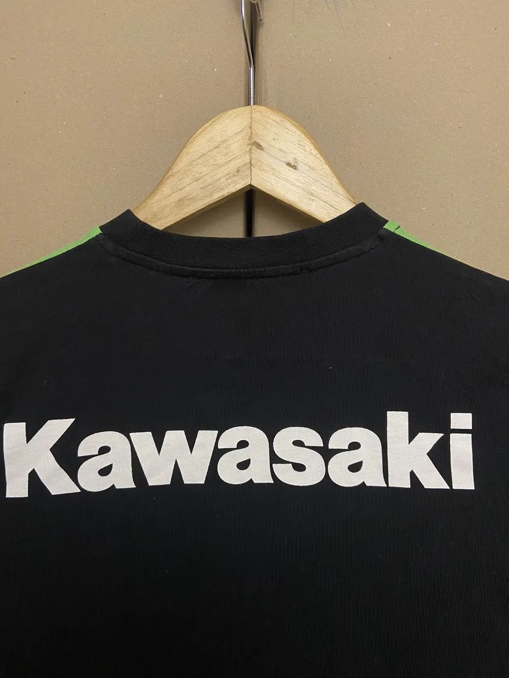 Vintage VINTAGE KAWASAKI RACING TEE T SHIRT GREEN TEAM Y2K MOTO BIKE Size US S / EU 44-46 / 1 - 3 Thumbnail