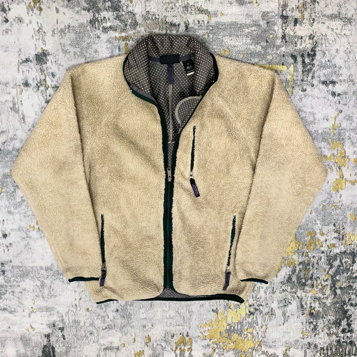 Patagonia Vintage 1997 Patagonia Sherpa Cream Deep Pile Retro Jacket Size US M / EU 48-50 / 2 - 1 Thumbnail