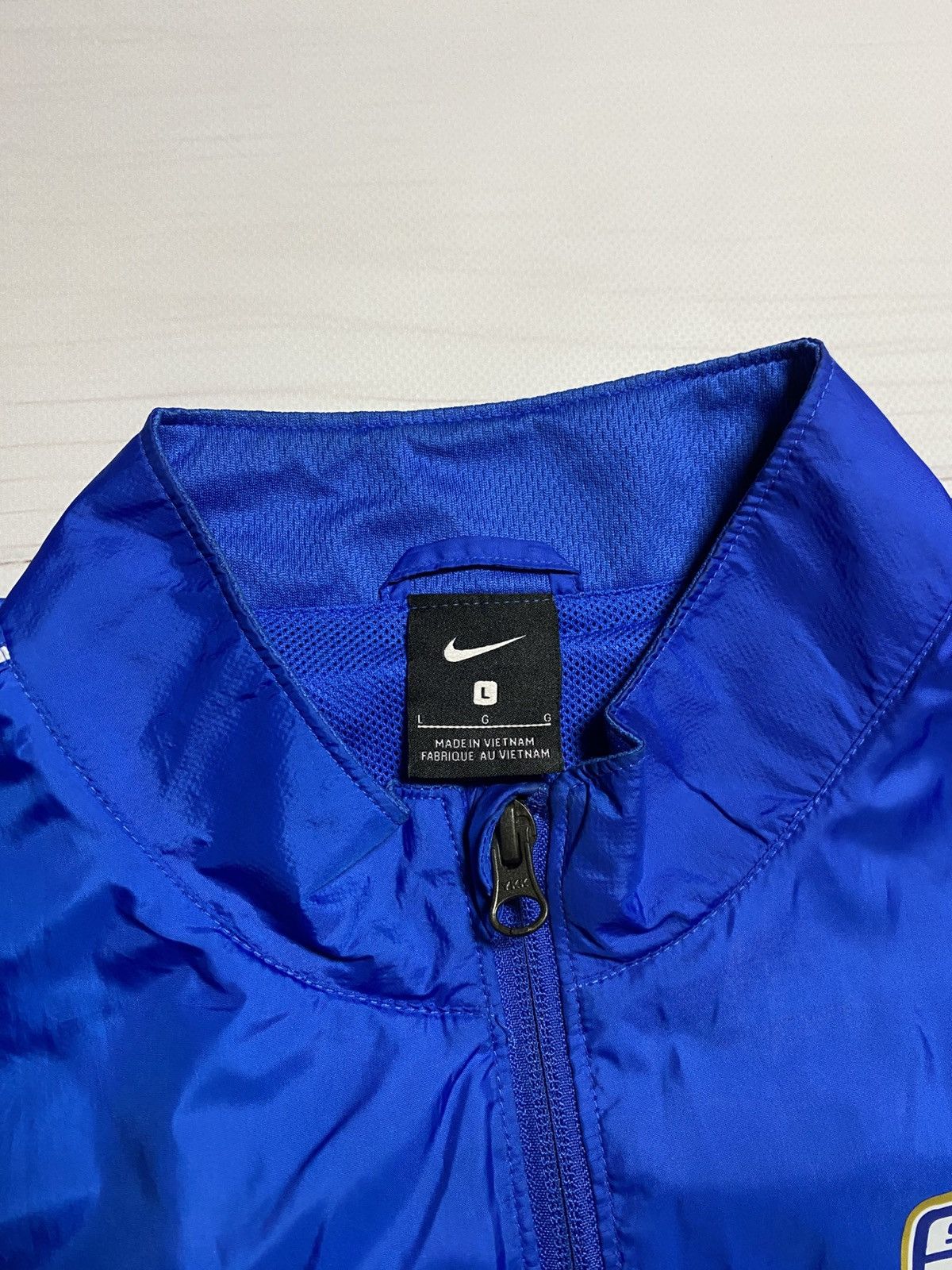 Nike Nike Finland 2020 training soccer football light jacket Size US L / EU 52-54 / 3 - 3 Thumbnail