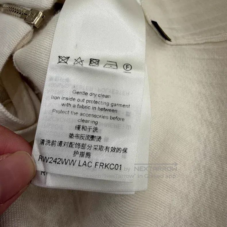 Louis Vuitton Louis Vuitton White full-print wool waistcoat vest Size US XS / EU 42 / 0 - 4 Thumbnail