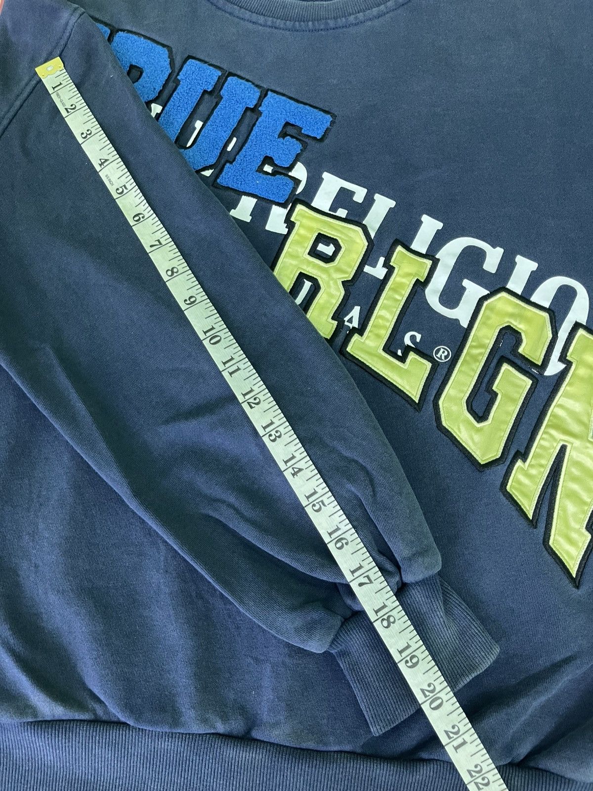 True Religion True Religion Staggered TR Crew Neck Pullover Sweatshirt Size US S / EU 44-46 / 1 - 11 Thumbnail