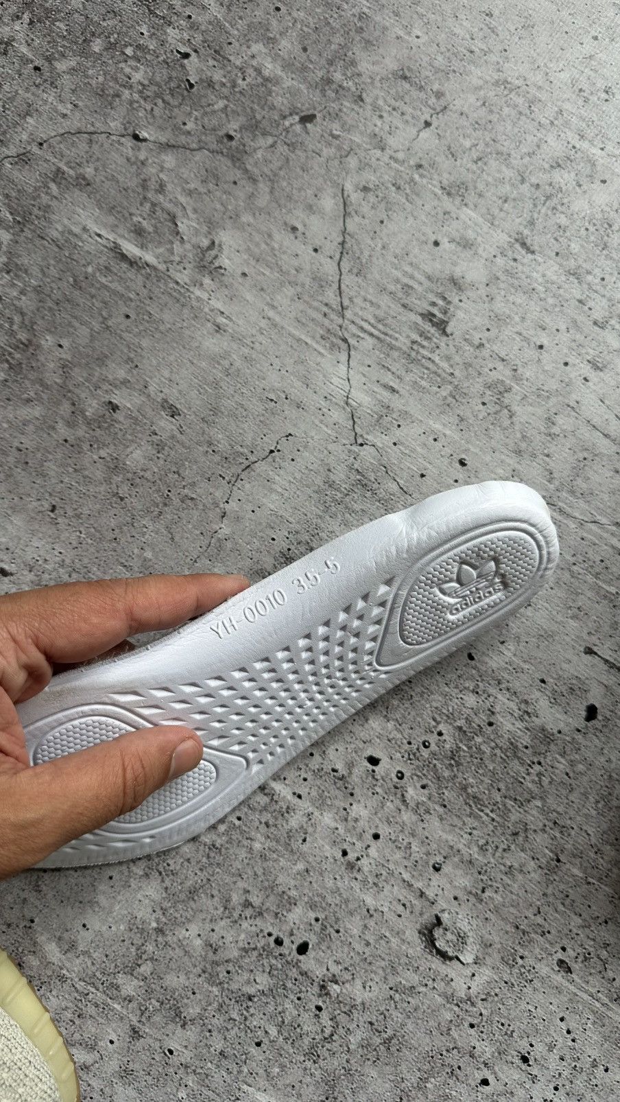 Yeezy Adidas Yeezy Boost 350 V2 Sesame Sneakers Size US 6 / IT 36 - 9 Thumbnail