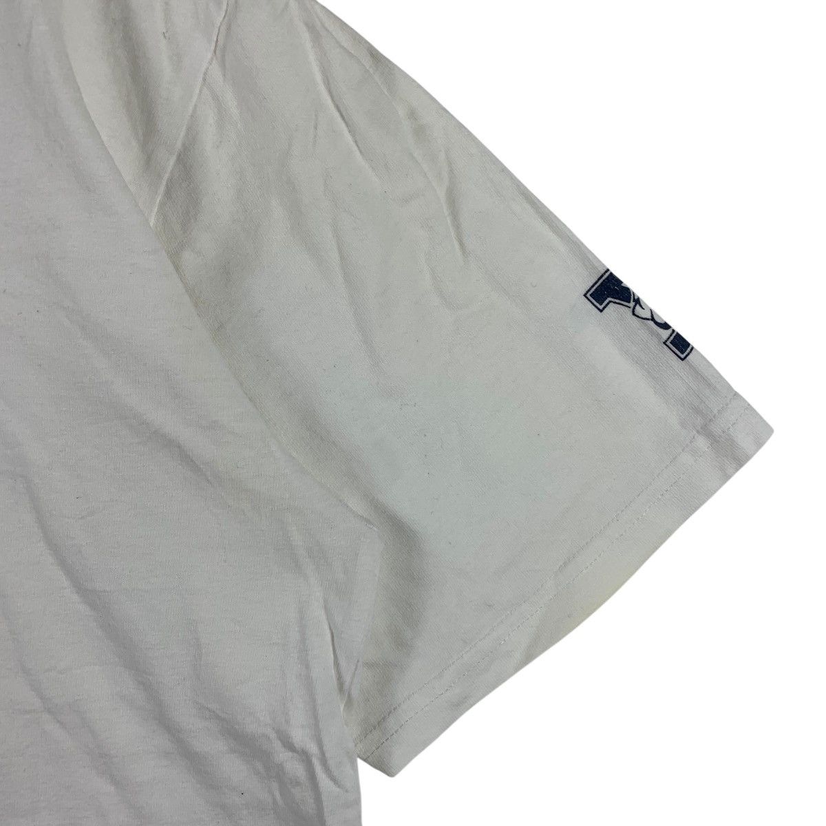 Vintage Vintage 90s YALE University Big spellout tee Size US M / EU 48-50 / 2 - 9 Thumbnail