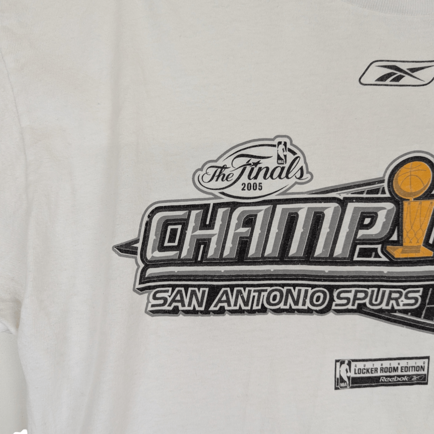 NBA REEBOK 2005 NBA Champions San Antonio Spurs T-Shirt Size US M / EU 48-50 / 2 - 5 Thumbnail