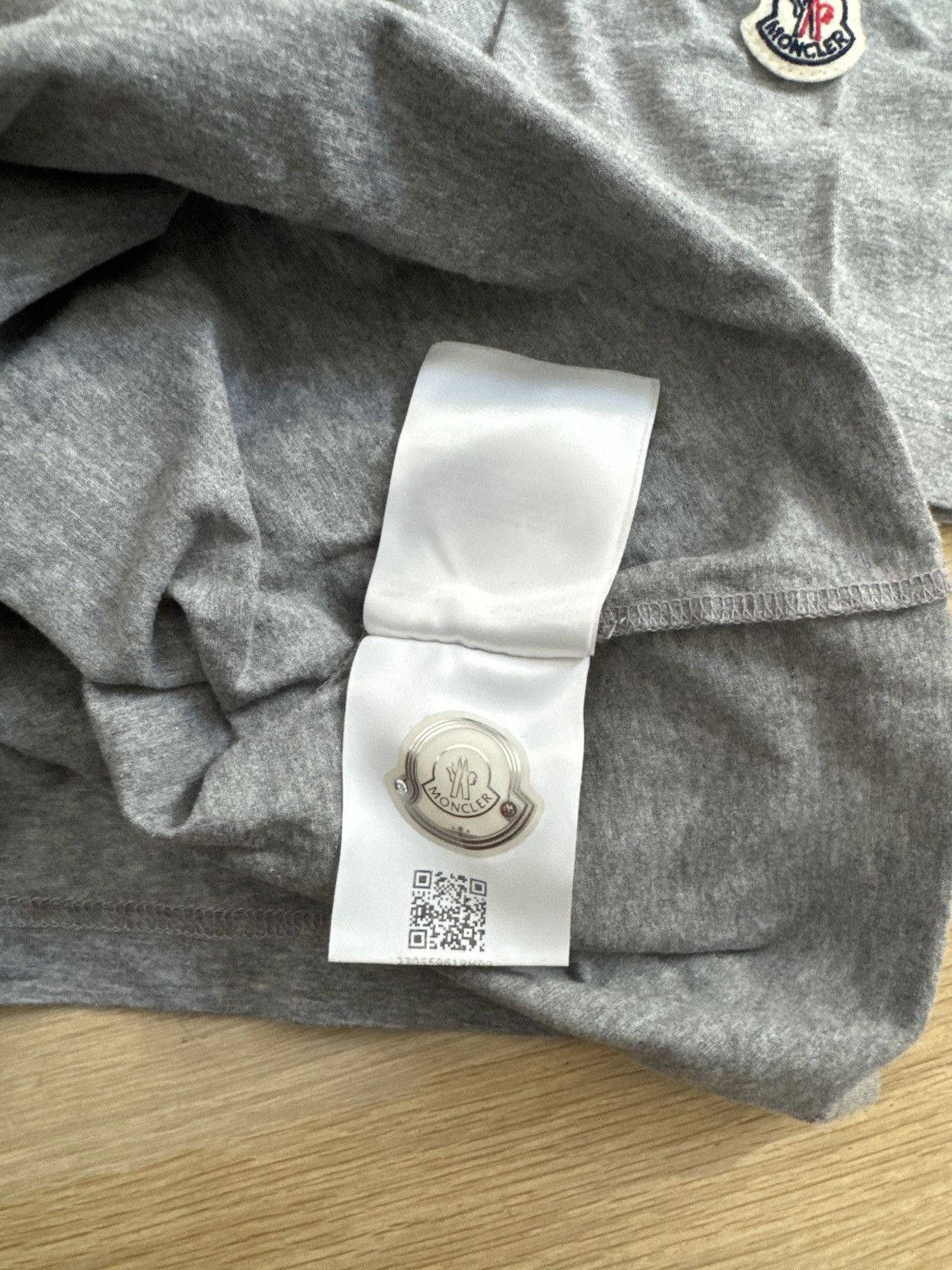 Moncler Moncler T-Shirt Size US L / EU 52-54 / 3 - 4 Thumbnail