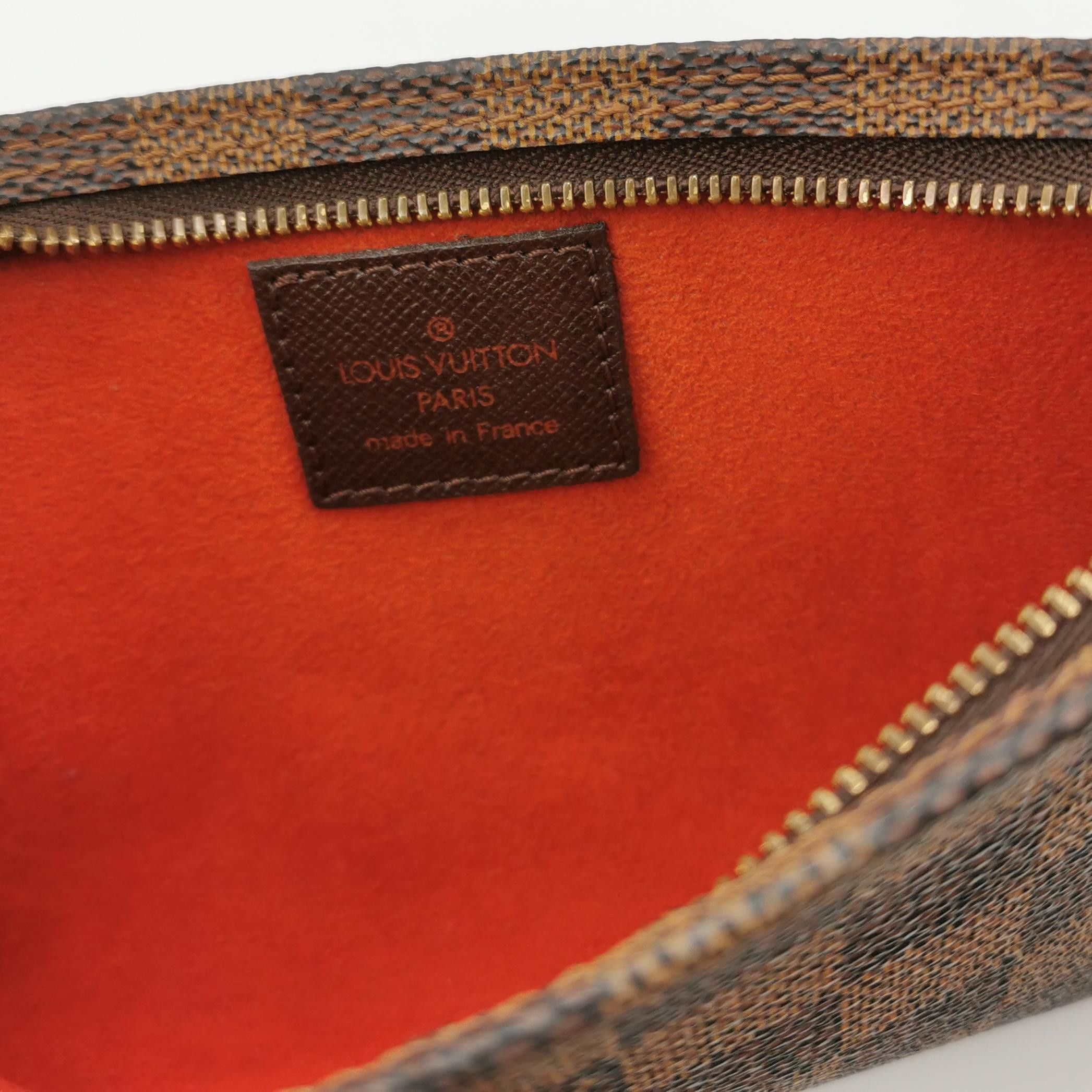 Louis Vuitton Louis Vuitton (LV) toiletry bag cowhide checkerboard second Size ONE SIZE - 3 Thumbnail