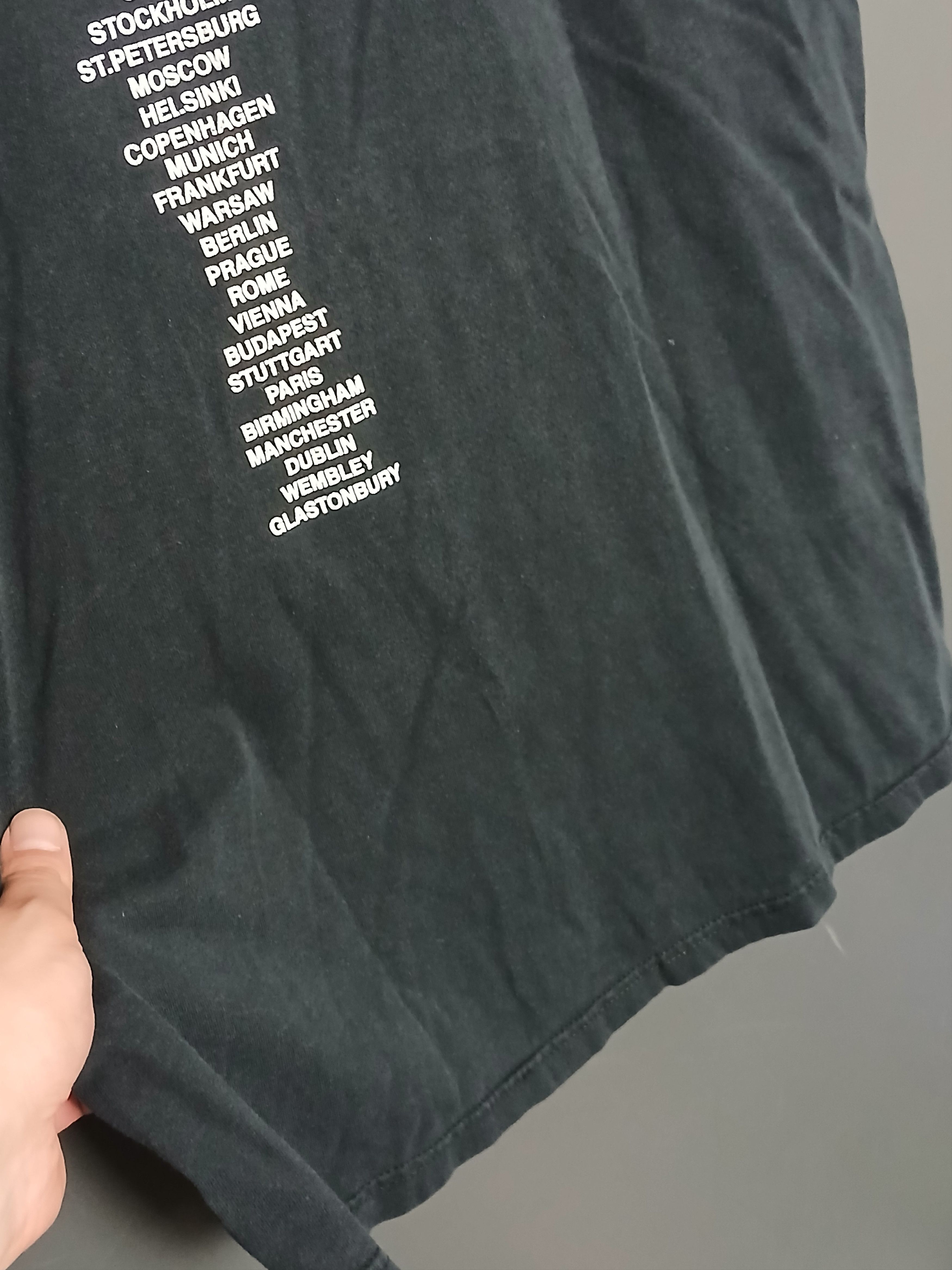 Band Tees Roger Waters The Flesh T-Shirt Size US L / EU 52-54 / 3 - 13 Thumbnail