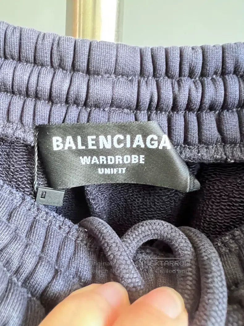 Other Balenciaga size S Embroidered Logo Sweatpants Size US 27 - 4 Thumbnail