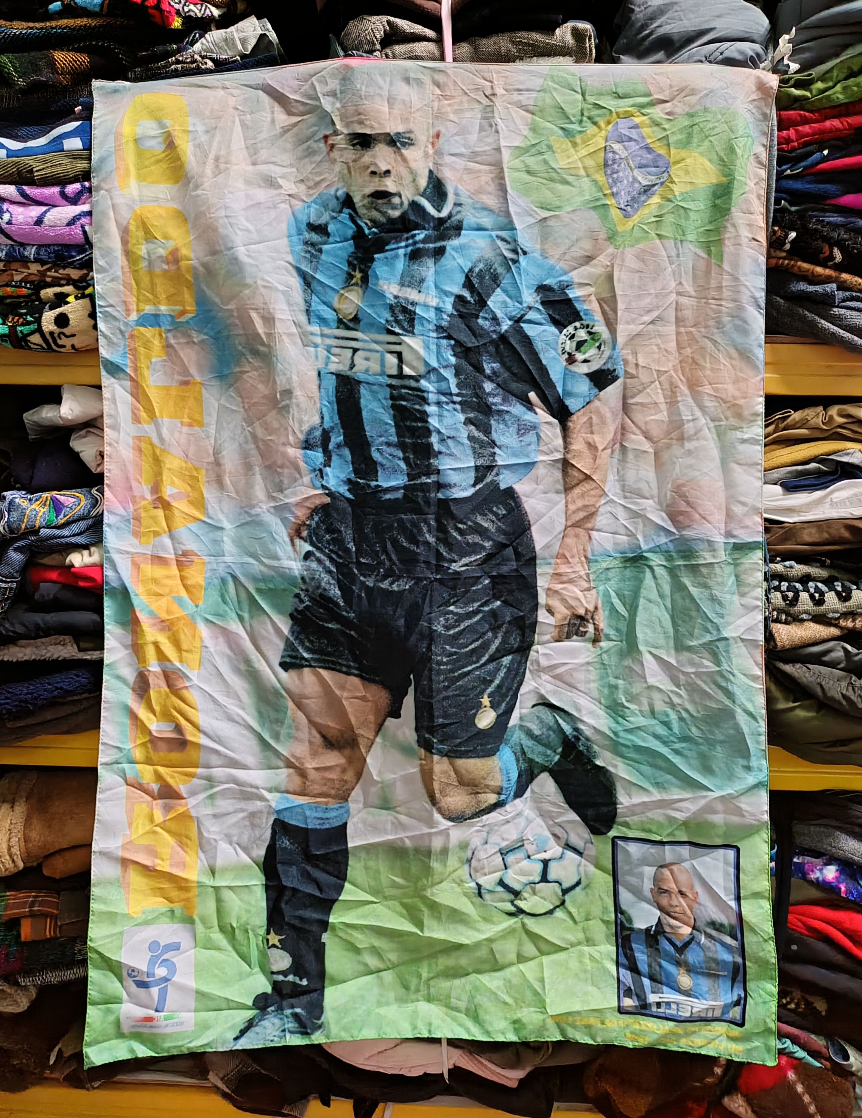 Vintage Vintage 1998 Inter Milan Ronaldo Poster Flag Size ONE SIZE - 6 Thumbnail