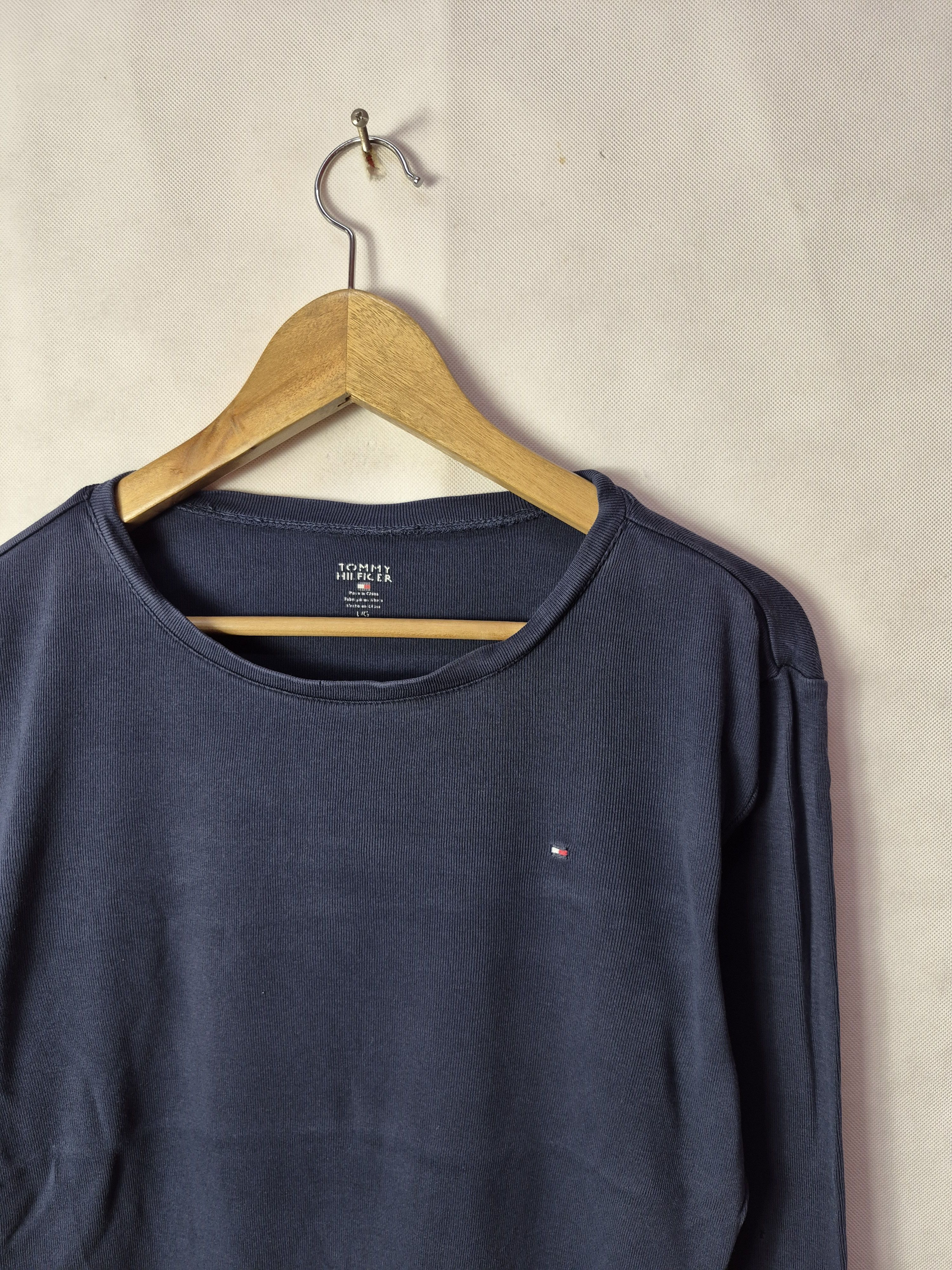 Tommy Hilfiger 🔥Tommy Hilfiger Small Logo Longsleeves Tops Tee Size US L / EU 52-54 / 3 - 3 Thumbnail