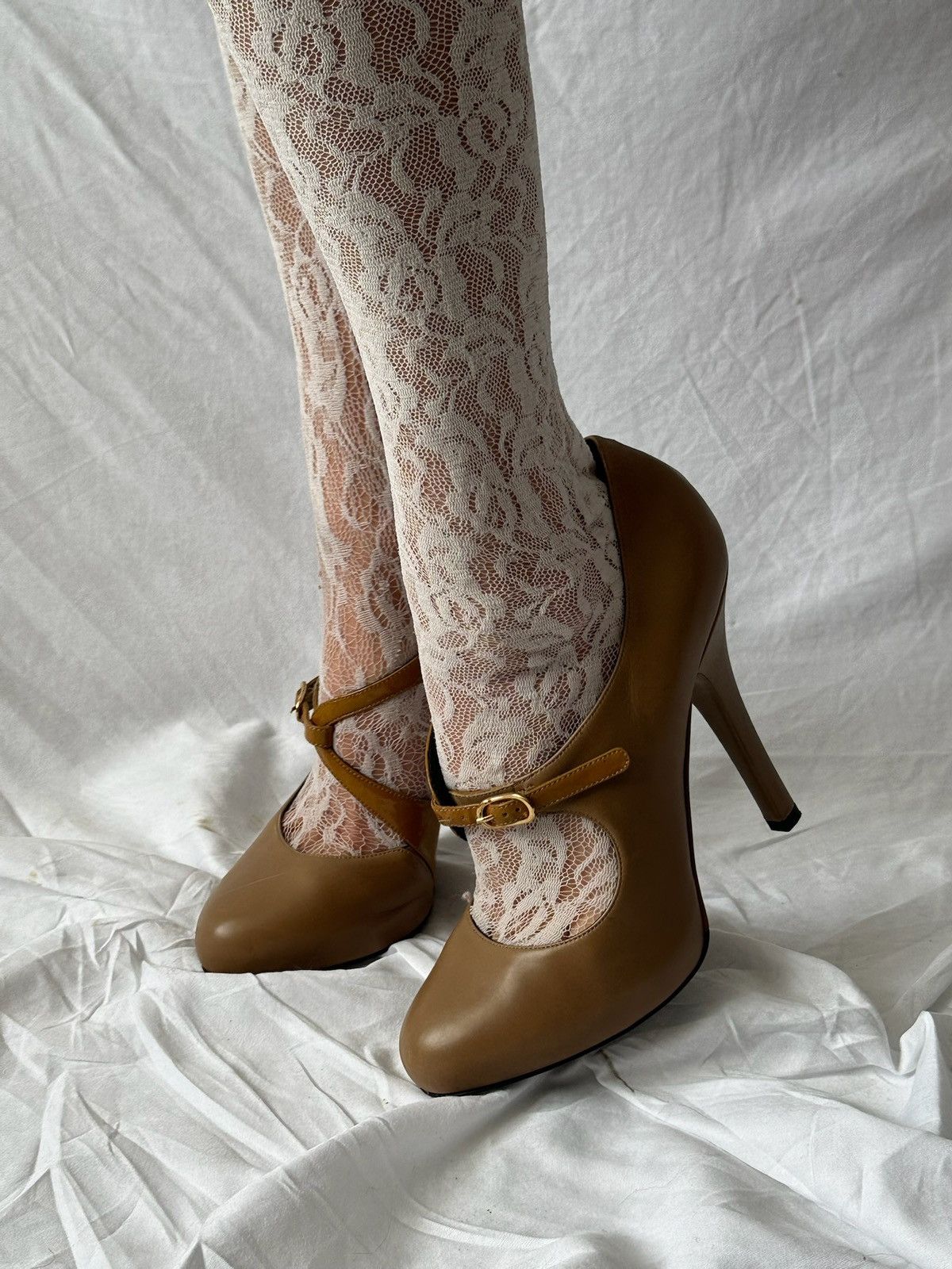 Dolce & Gabbana Dolce Gabbana heels Size US 7.5 / IT 37.5 - 1 Thumbnail