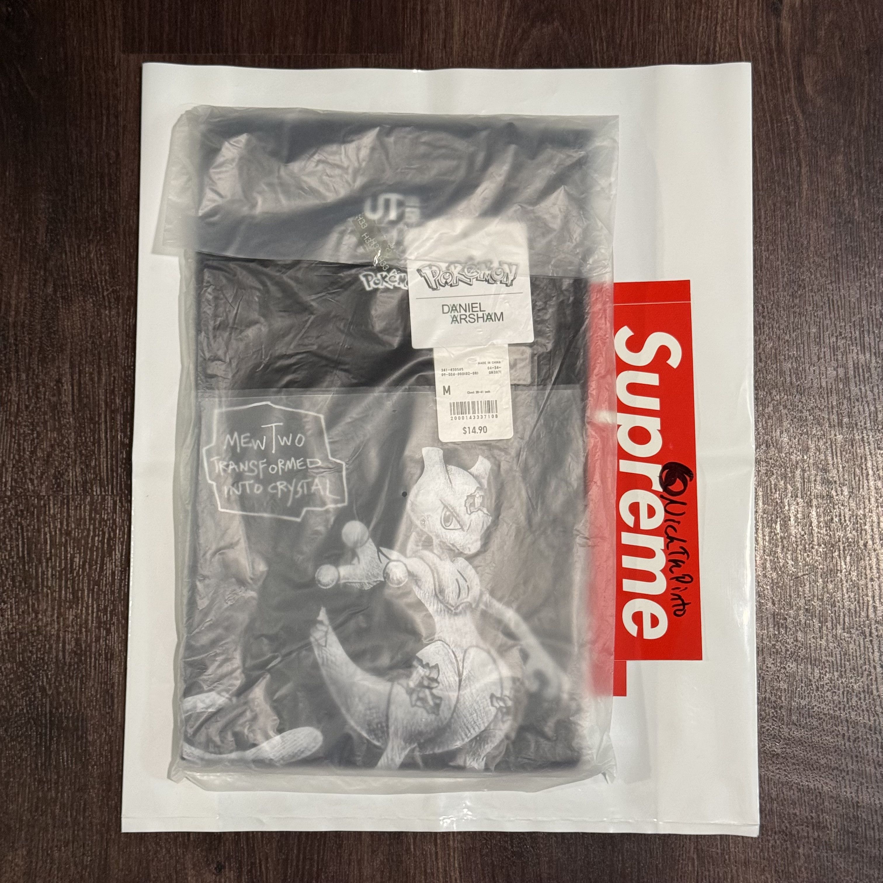 Daniel Arsham × Pokemon × Uniqlo Crystal Mewtwo Tee Size US M / EU 48-50 / 2 - 1 Thumbnail