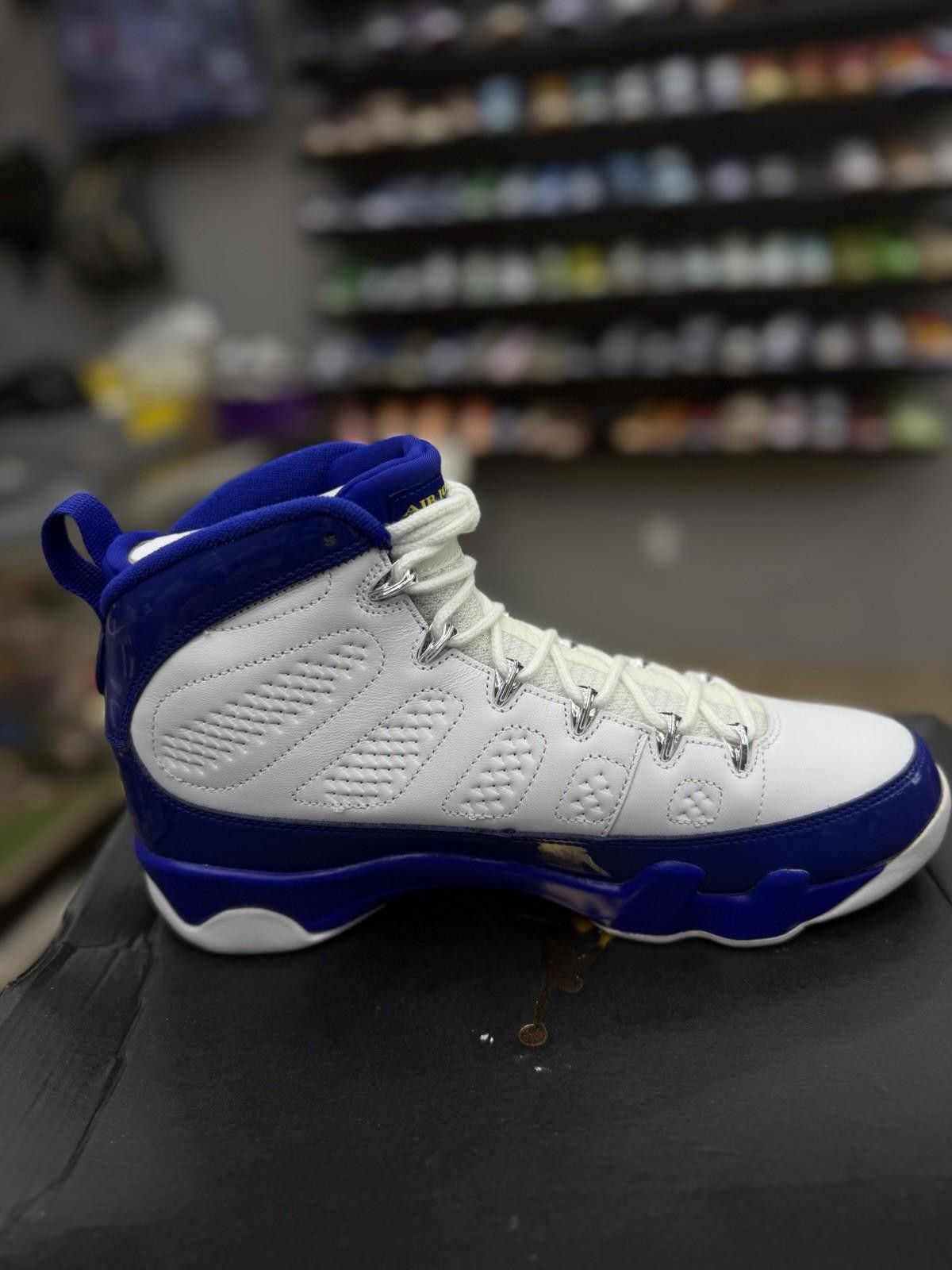 Jordan Brand Nike Air Jordan Retro 9 “Kobe Bryant PE Lakers” Size 10 Men Size US 10 / EU 43 - 6 Thumbnail