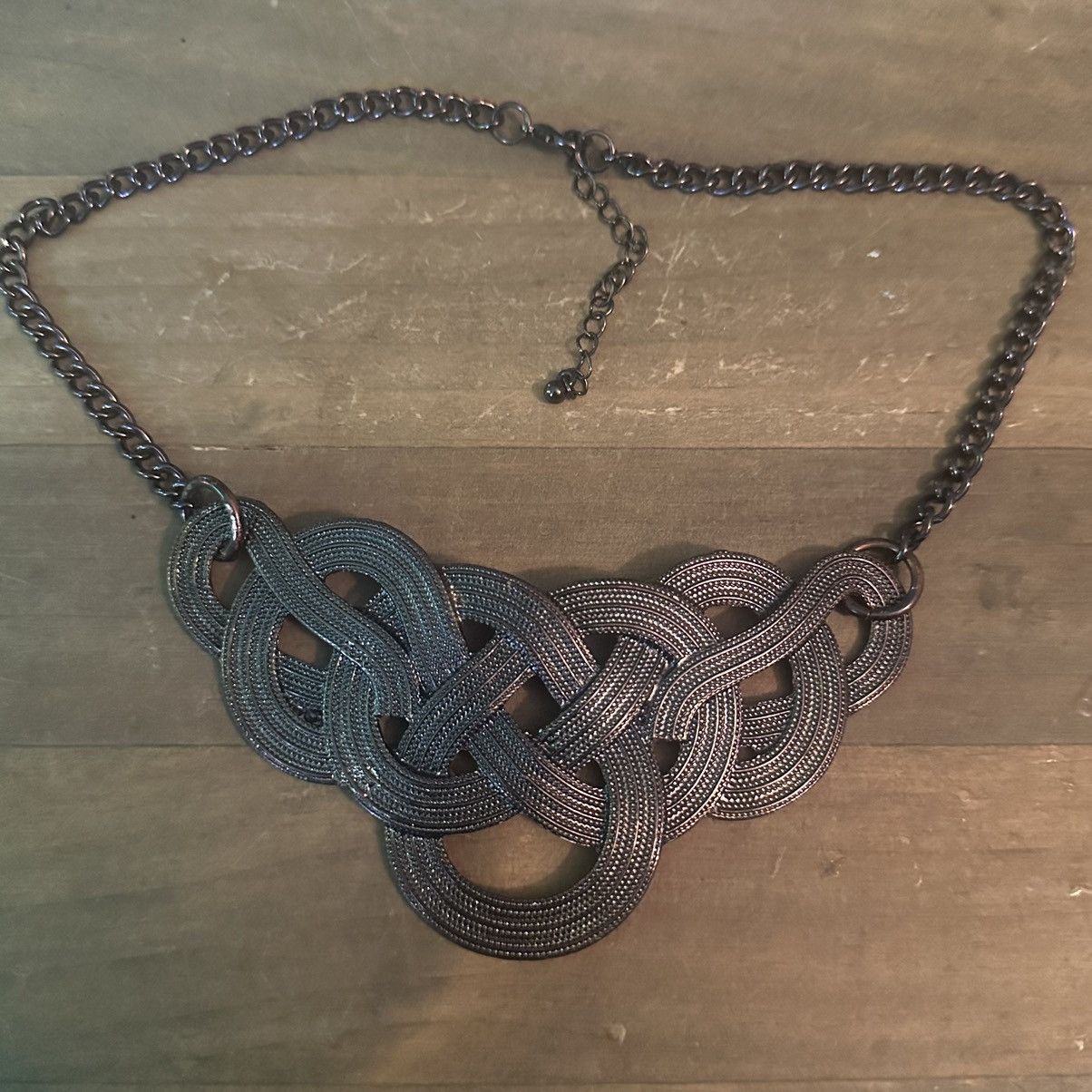Other Celtic knot statement necklace Size ONE SIZE - 2 Thumbnail