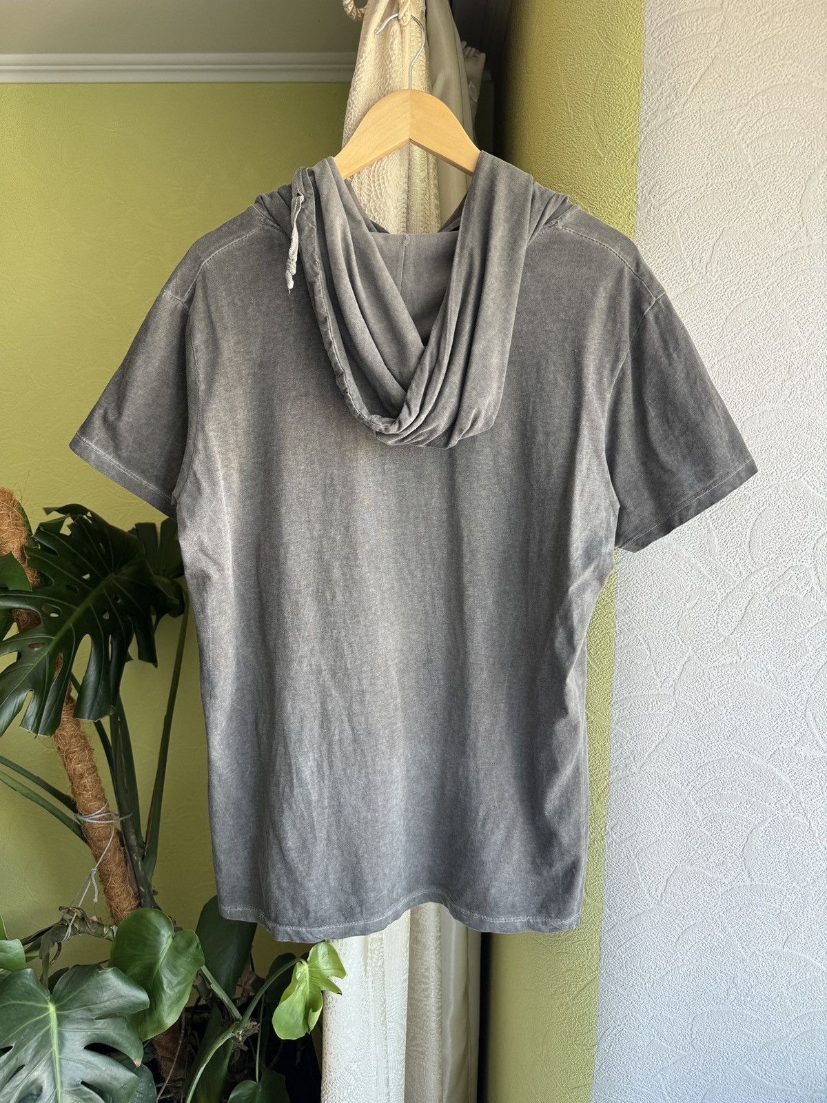 Vintage Vintage Stonewash Grey Hooded T-Shirt Avantgarde Owens Style Size US M / EU 48-50 / 2 - 3 Thumbnail