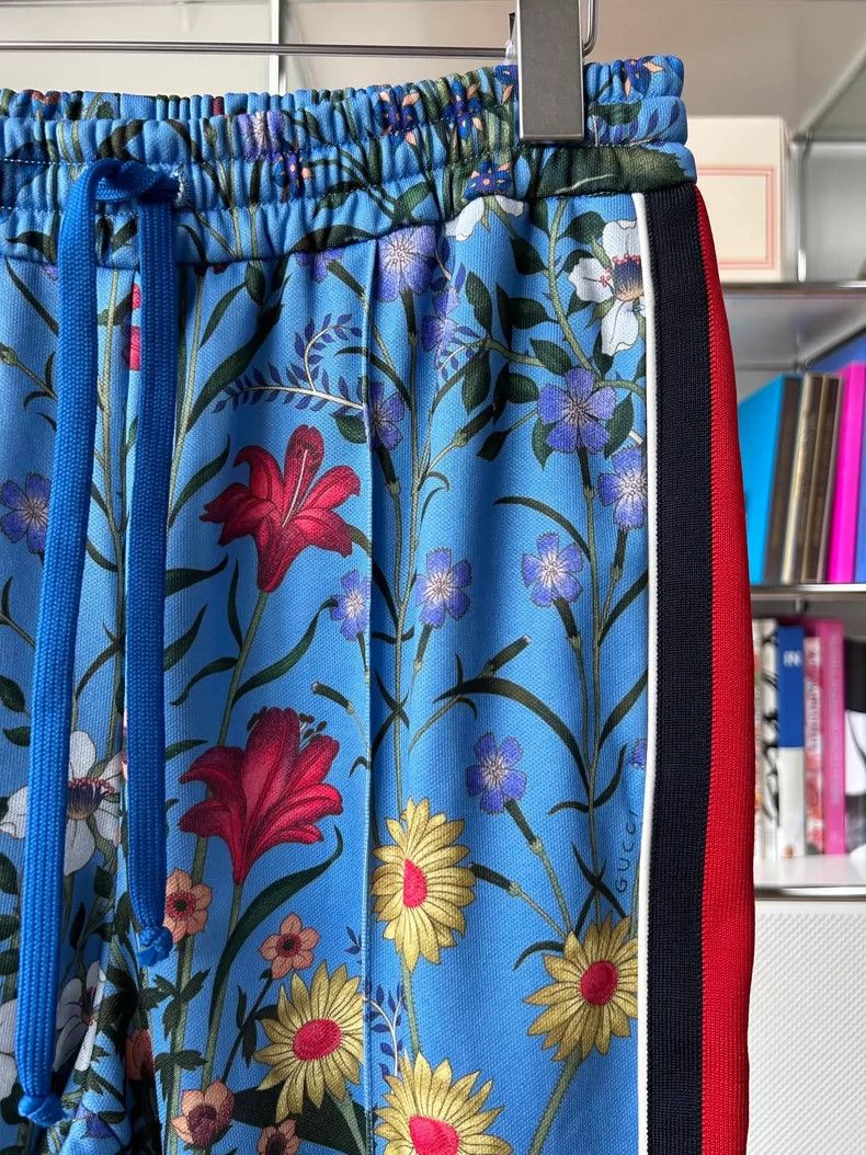 Gucci Gucci Size S Blue floral elastic sports trousers 2504-Next Size US 28 / EU 44 - 2 Thumbnail