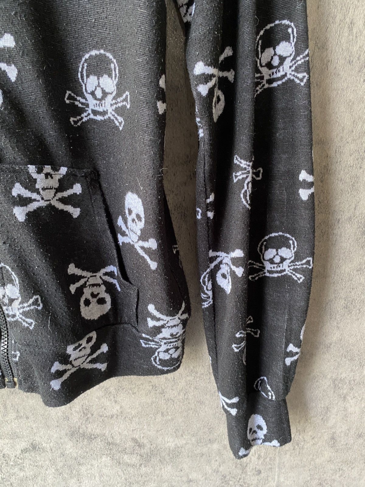 If Six Was Nine Crazy Angle Skulls Design Hoodie Size US M / EU 48-50 / 2 - 8 Thumbnail