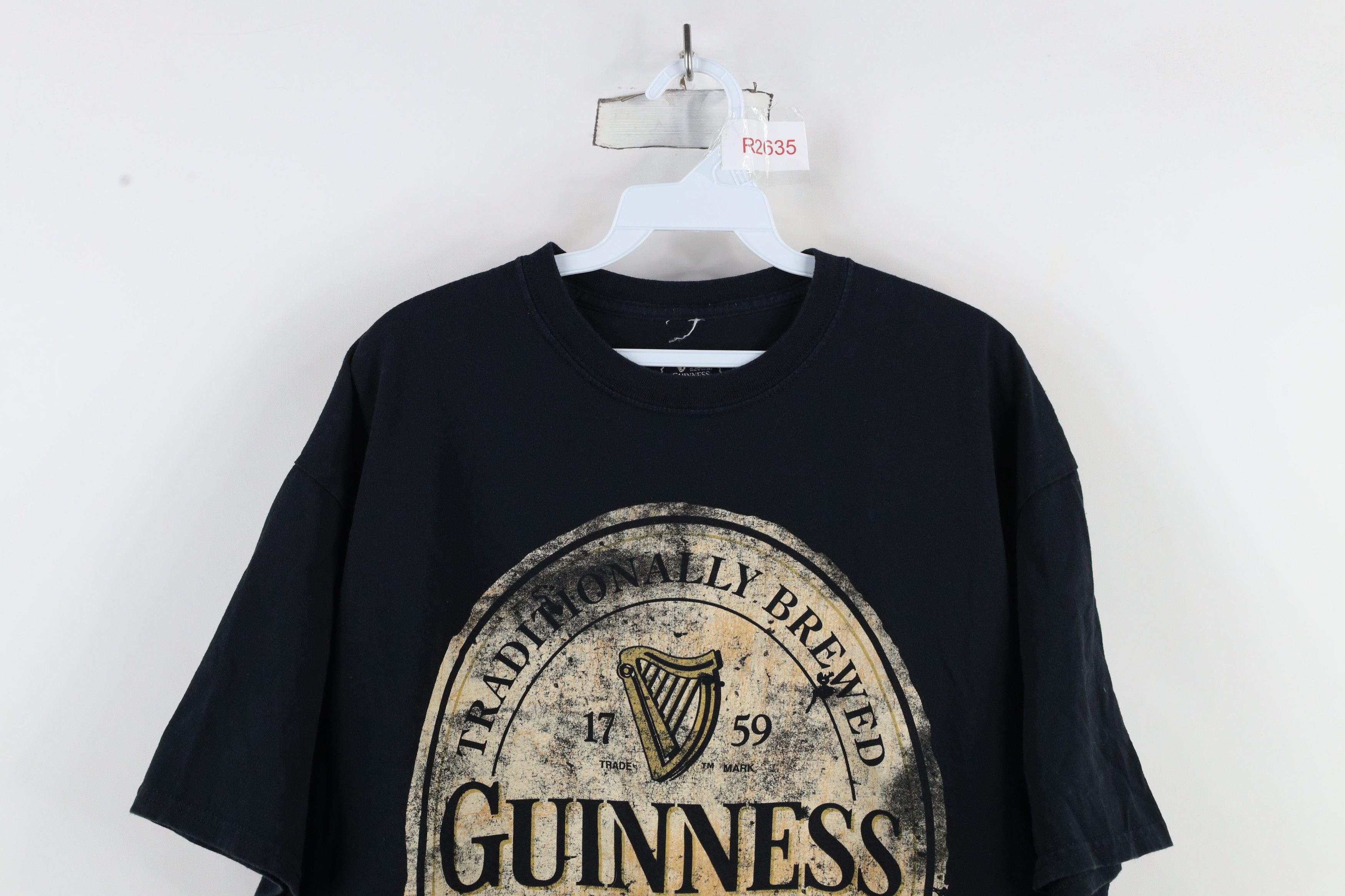 Vintage Vintage Guinness Beer Spell Extra Stout T-Shirt Black Cotton Size US XL / EU 56 / 4 - 2 Thumbnail