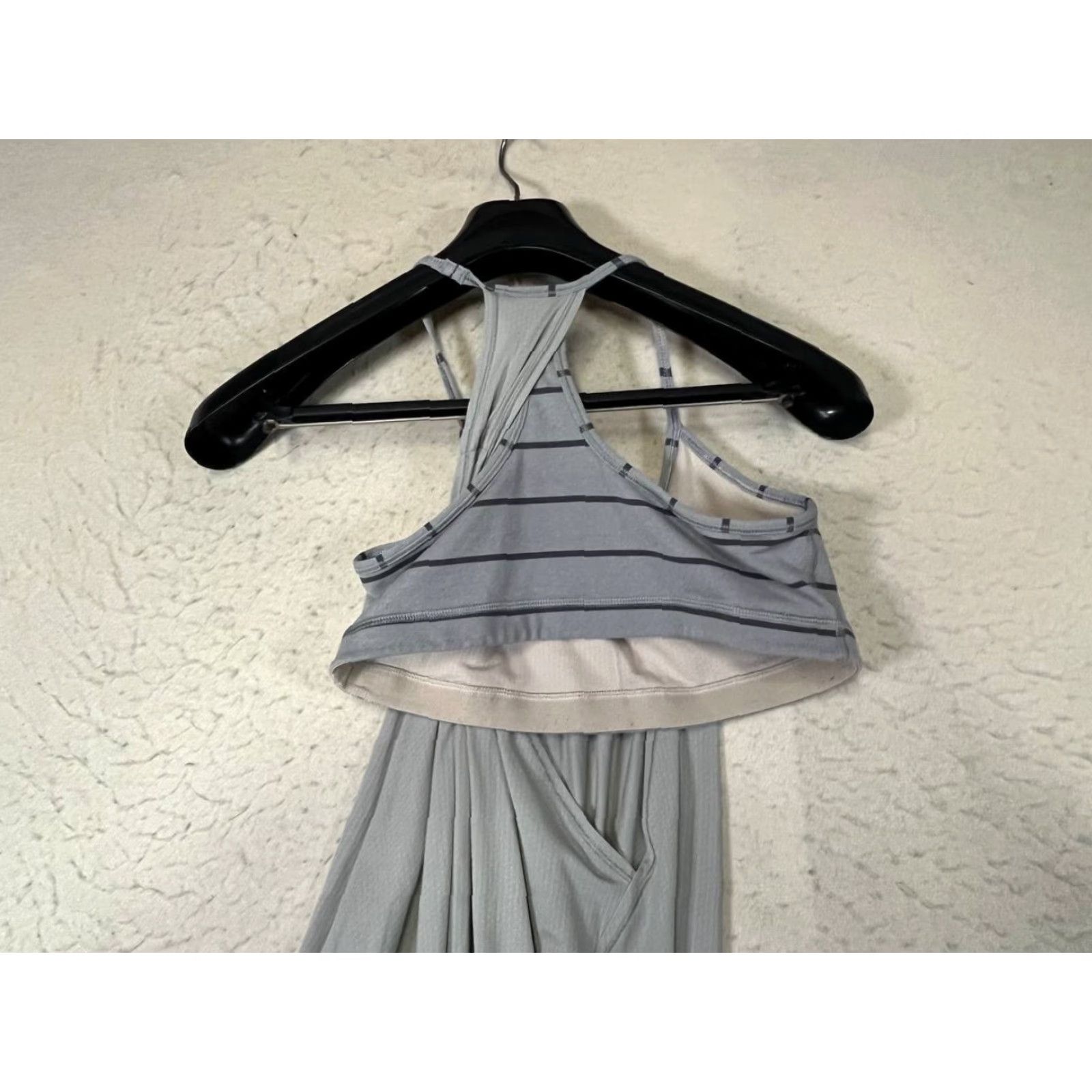 Lululemon Lululemon Built-In Bra Tank Top Women’s Gray Size 8 Activewear Shirt Sleeveless Yoga Size M / US 6-8 / IT 42-44 - 5 Thumbnail
