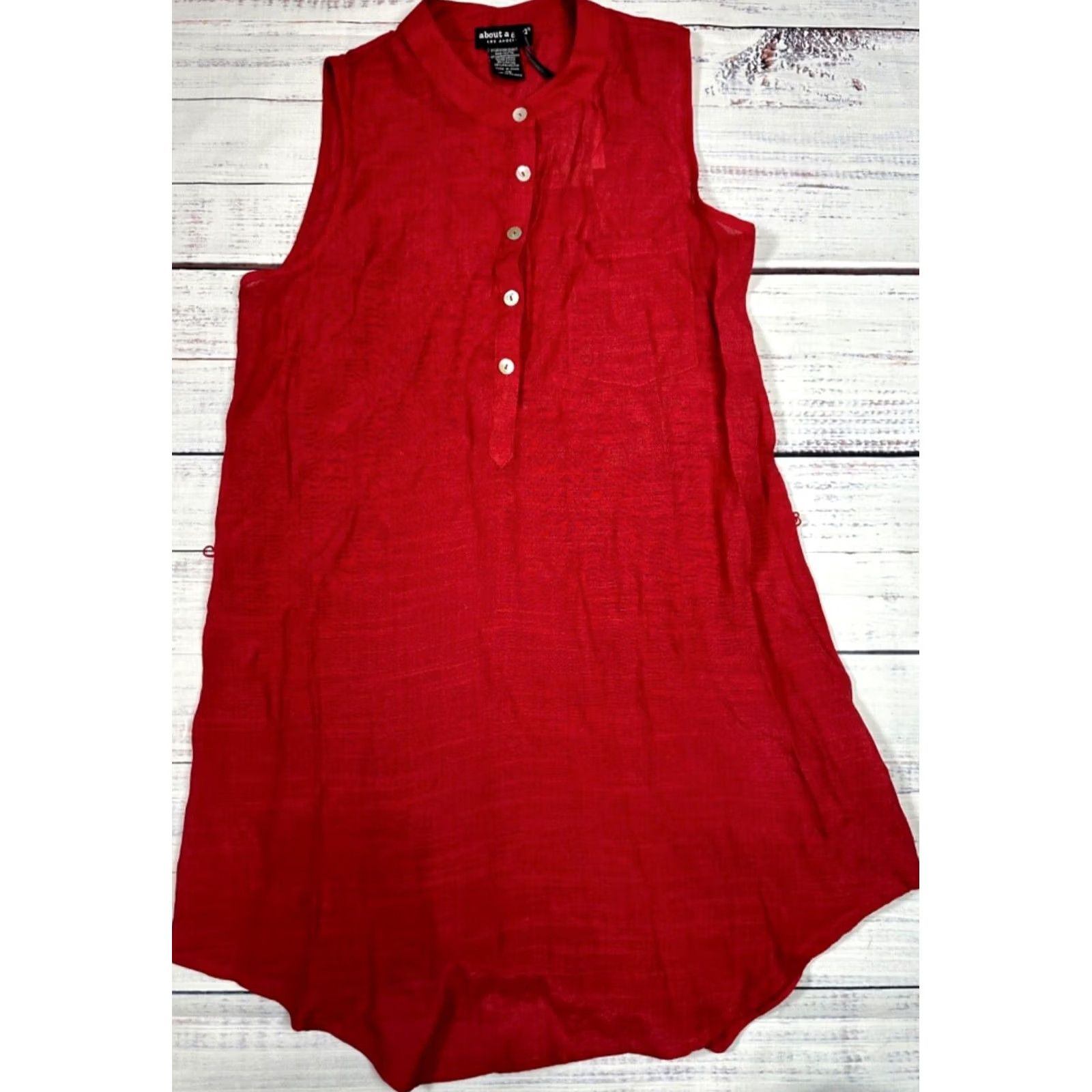 Vintage About A Girl Tank XS Red Tunic Womens 1/2 Button Pullover Rayon Blend New Size XS / US 0-2 / IT 36-38 - 2 Thumbnail