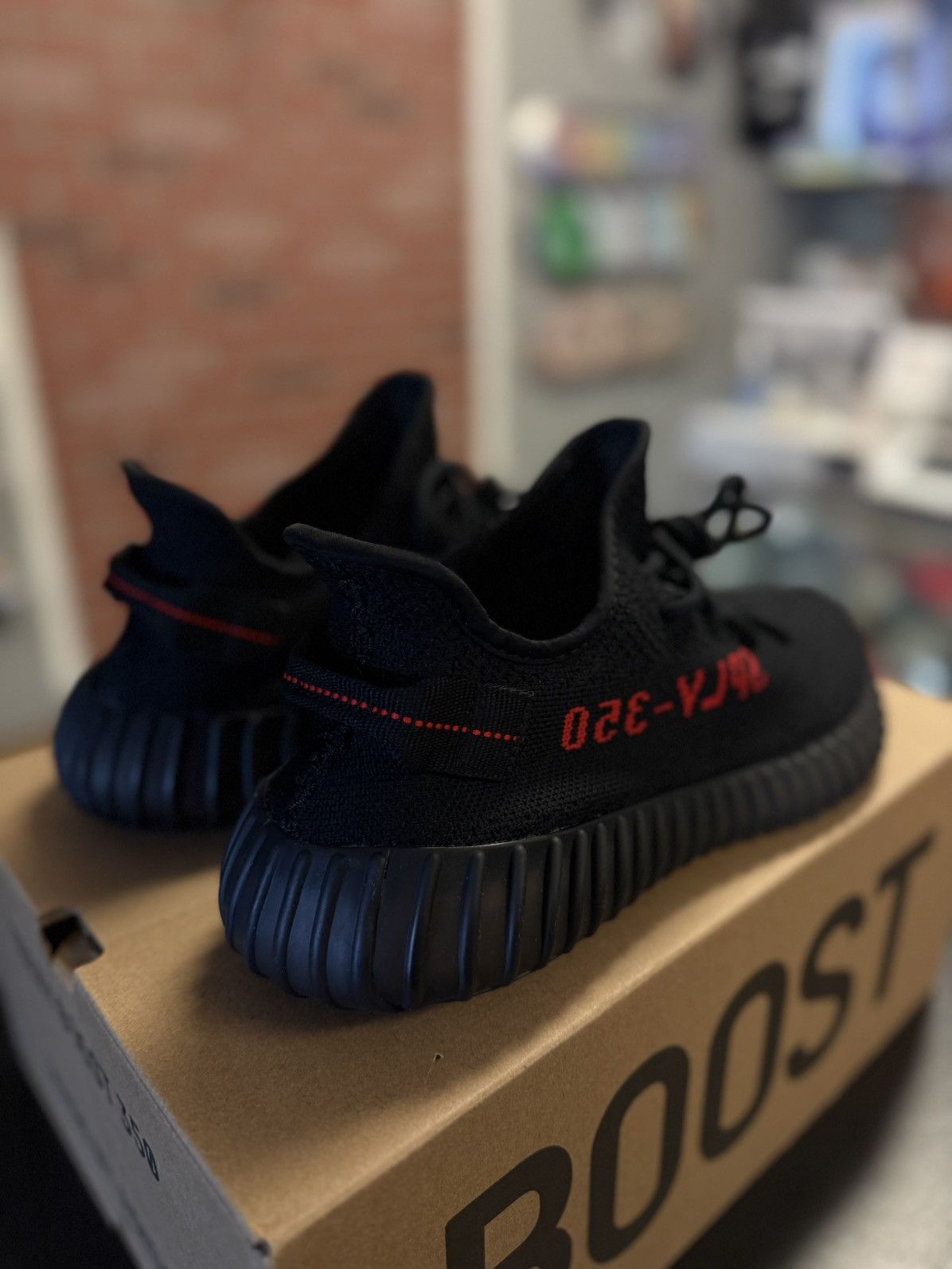 Adidas × Yeezy Yeezy 350 Bread Size 9.5 Brand New (CP9652) Size US 9.5 / EU 42-43 - 8 Thumbnail