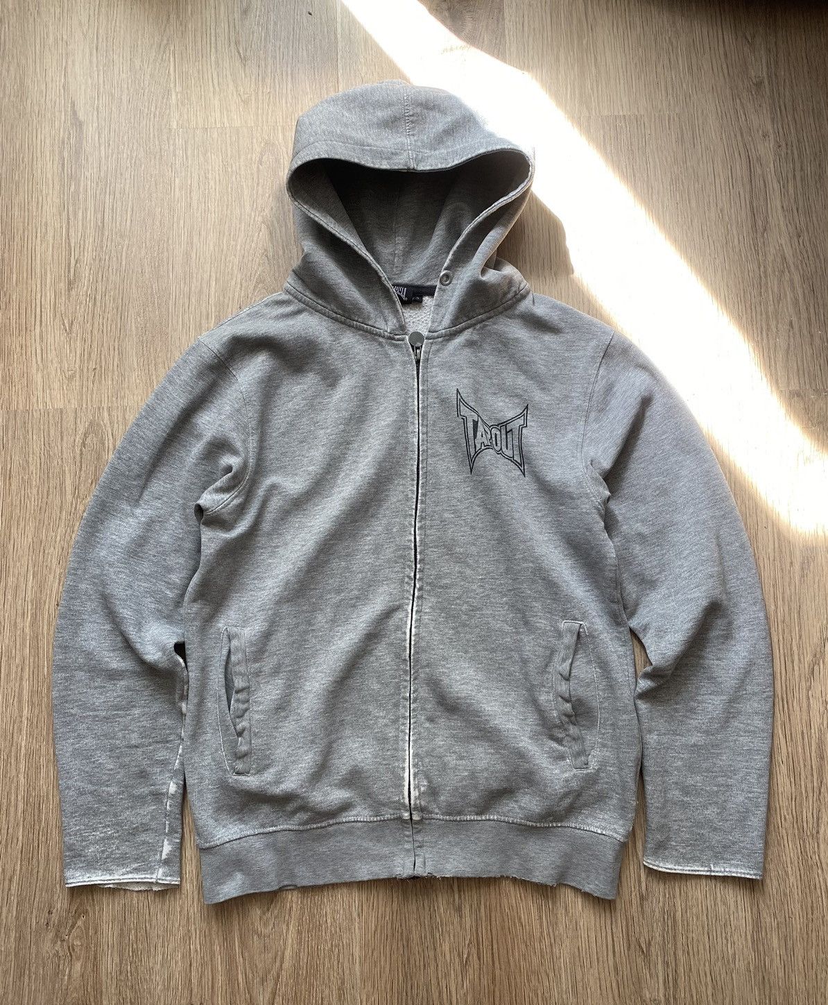 Affliction × Tapout Crazy vintage y2k TAPOUT distressed skulls zip up hood skate Size US S / EU 44-46 / 1 - 3 Thumbnail