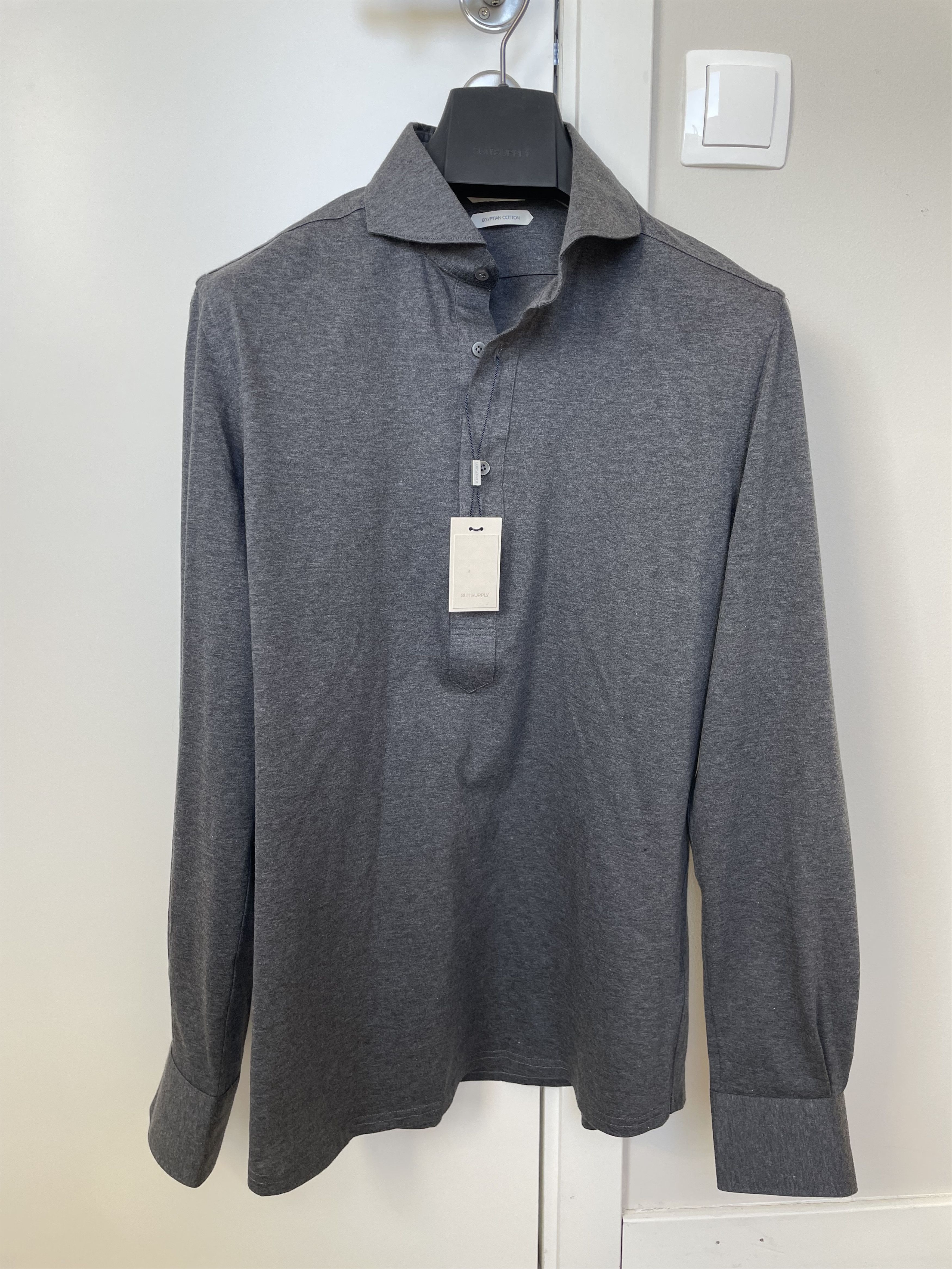 Suitsupply NWT Suitsupply grey knitted pop-over shirt, 15.5\EU39 Size US M / EU 48-50 / 2 - 1 Thumbnail