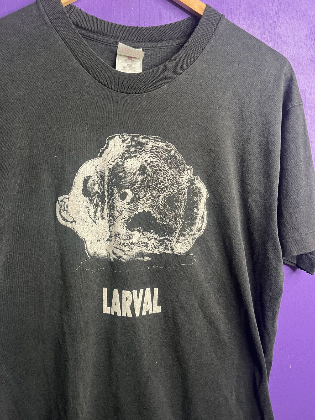 Vintage Vintage 90s Larval mysterious germ monster t-shirt Size US L / EU 52-54 / 3 - 3 Thumbnail