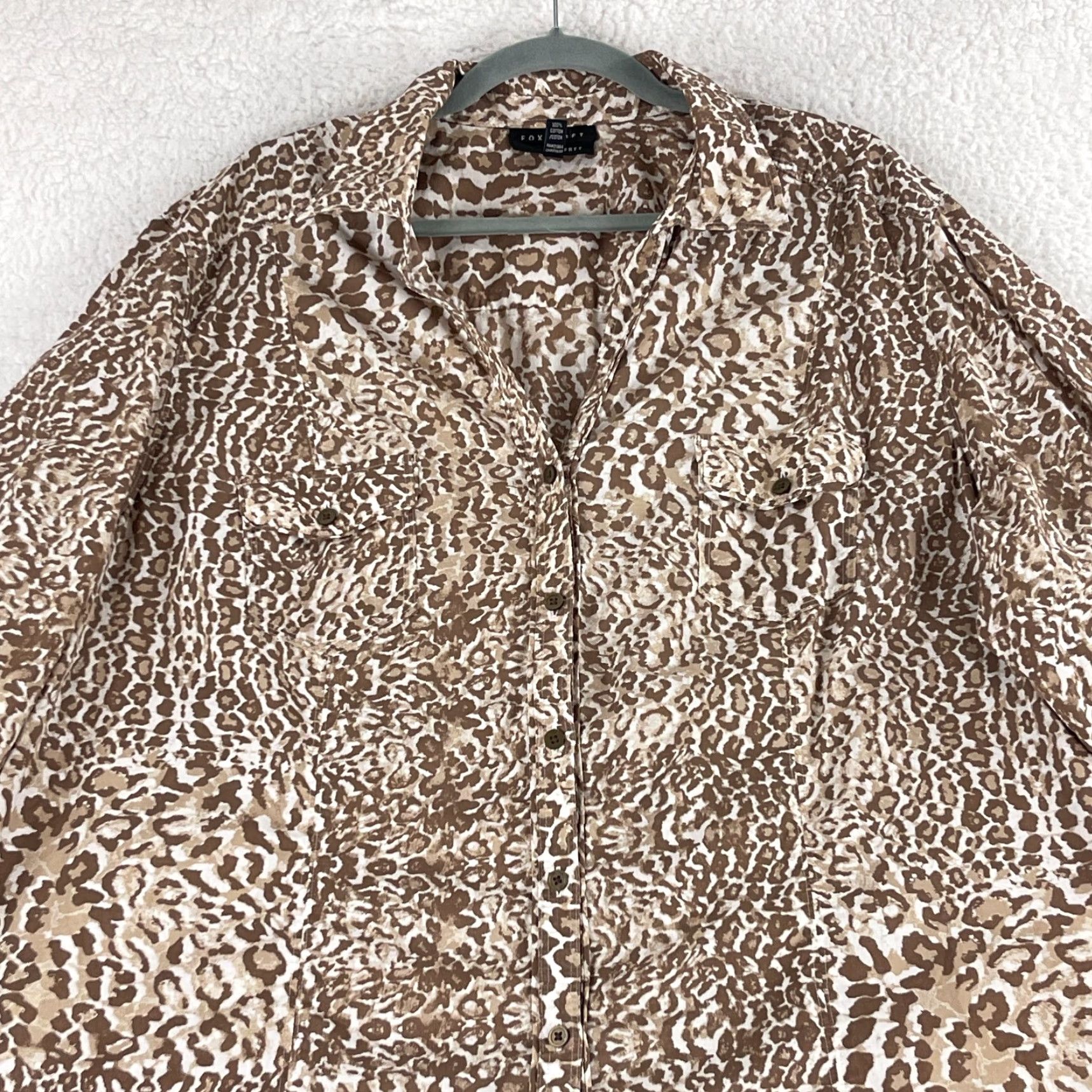 Vintage Foxcroft Button-Up Shirt Women Brown Animal Print 26W 3/4 Sleeve Fitted Button-Up Shirt Womens 26W Brown Animal Print Size 4XL / US 24-26 - 2 Thumbnail