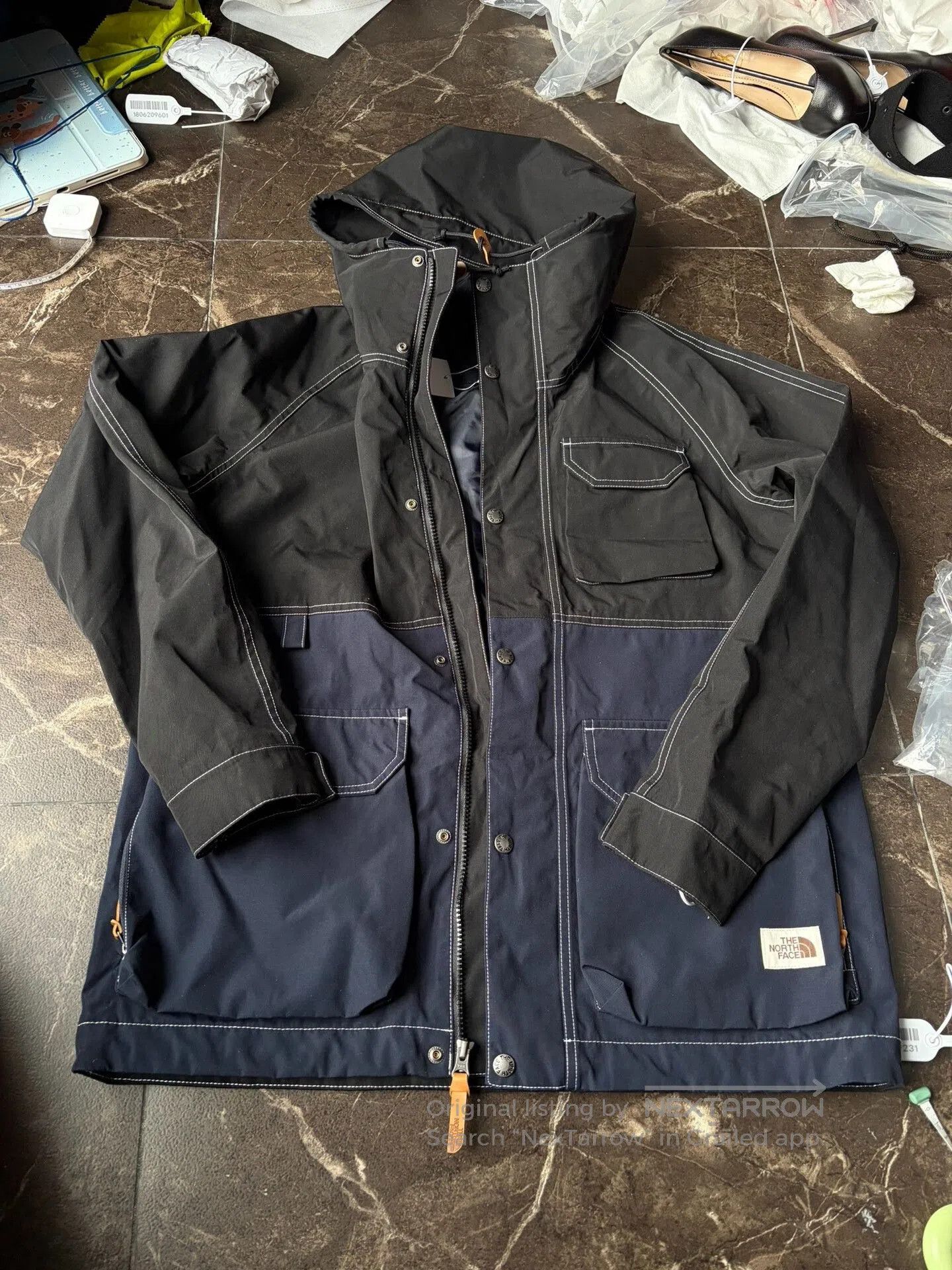 The North Face The North Face Colorblock Hooded Jacket. Size US M / EU 48-50 / 2 - 1 Thumbnail