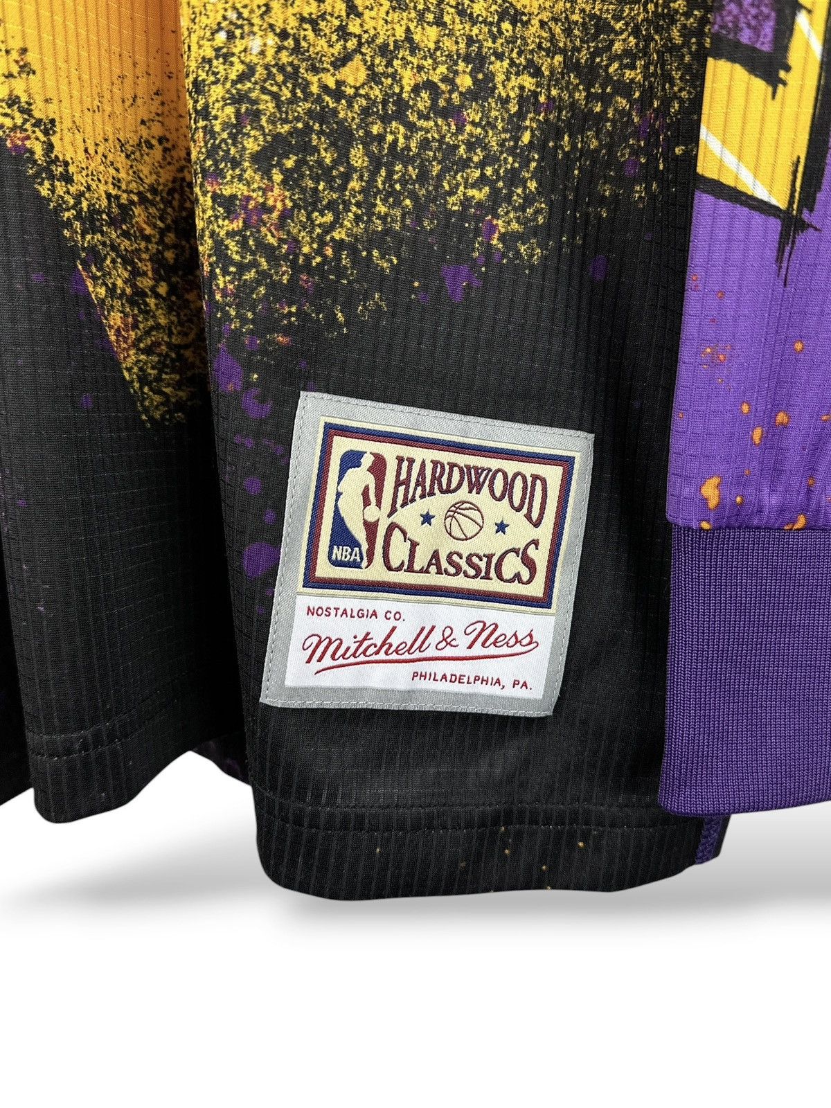 NBA Mitchell & Ness LA Lakers Hyper Hoops Moto L/S Shirt Jersey Size US M / EU 48-50 / 2 - 7 Thumbnail