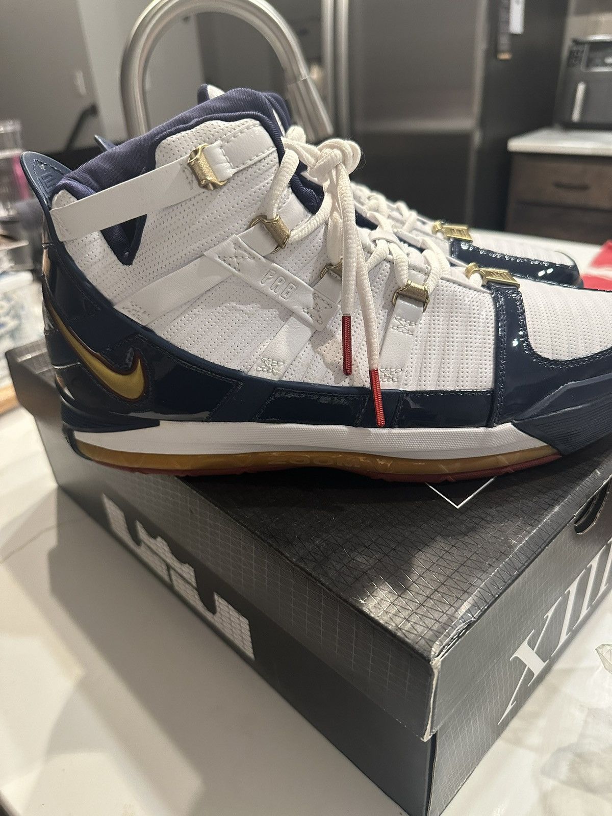 Nike Nike Lebron 3 sample Alt Remix Grailed