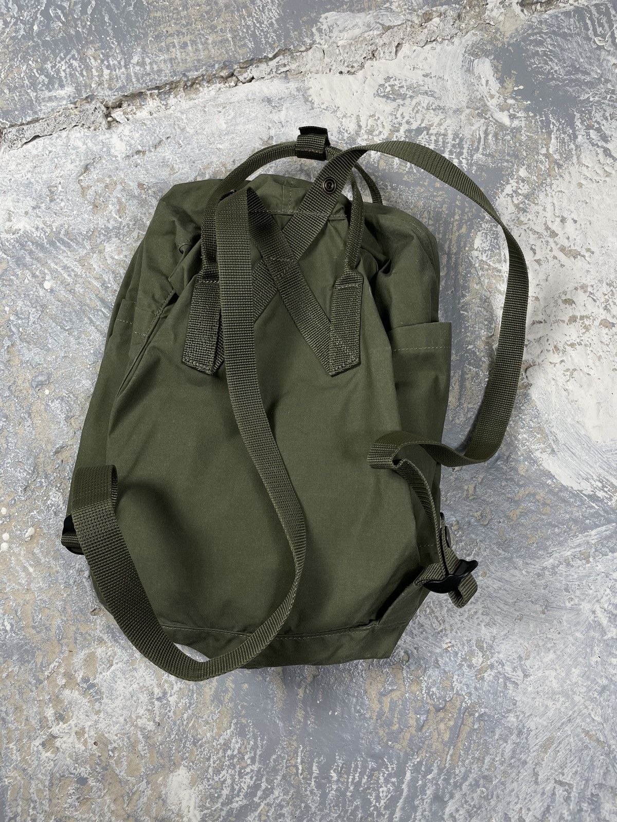 Fjallraven Fiallraven Kanken Khaki Backpack Medium Size ONE SIZE - 4 Thumbnail