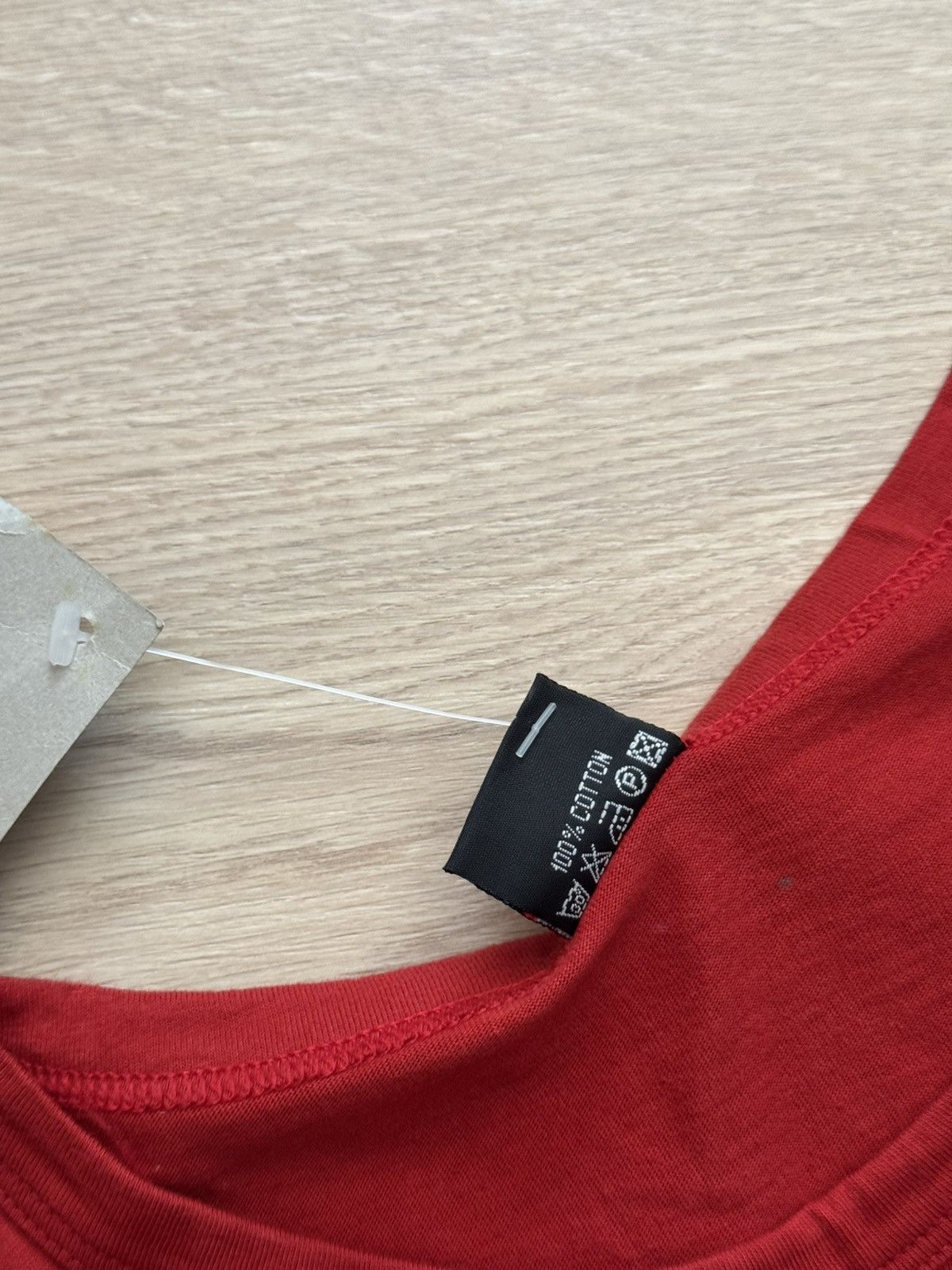 Diesel Vintage 00’s Diesel y2k Red Archival T-Shirt Size US L / EU 52-54 / 3 - 6 Thumbnail