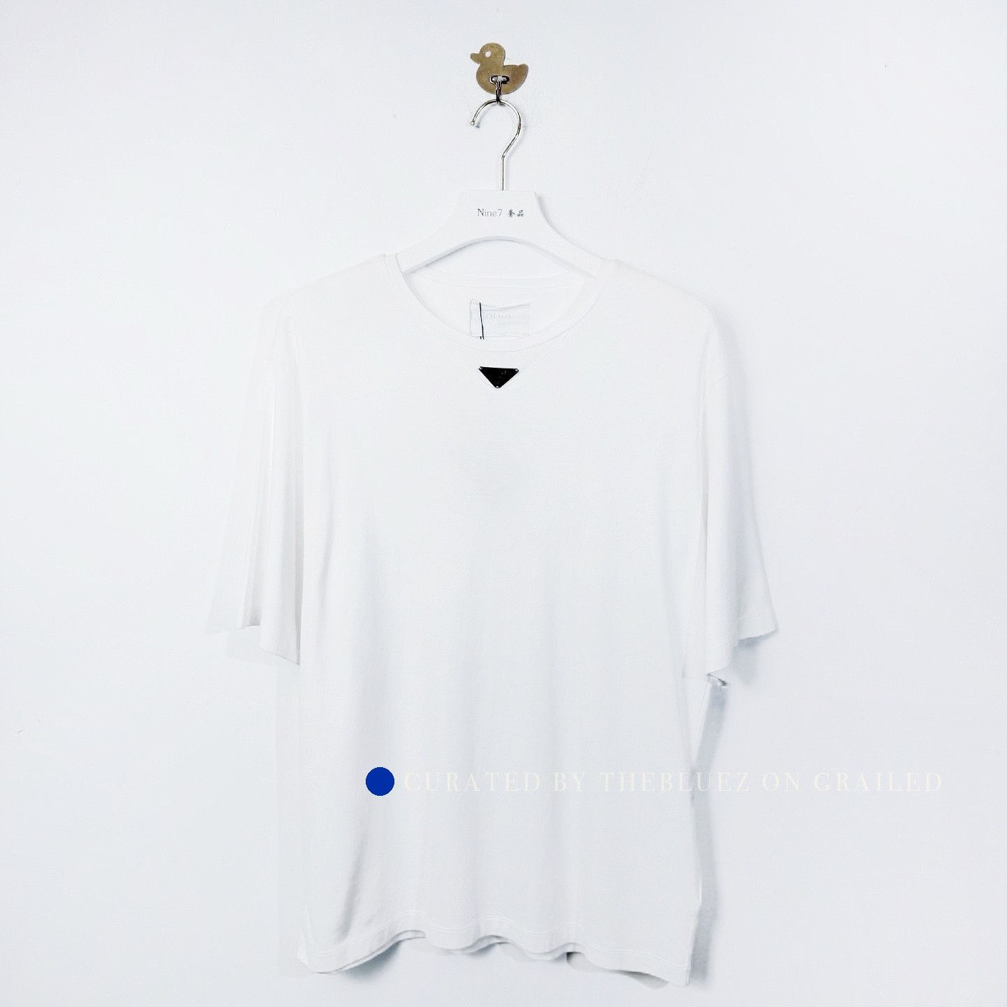 Prada Triangle Logo Patch T-Shirt in White Size US L / EU 52-54 / 3 - 1 Thumbnail