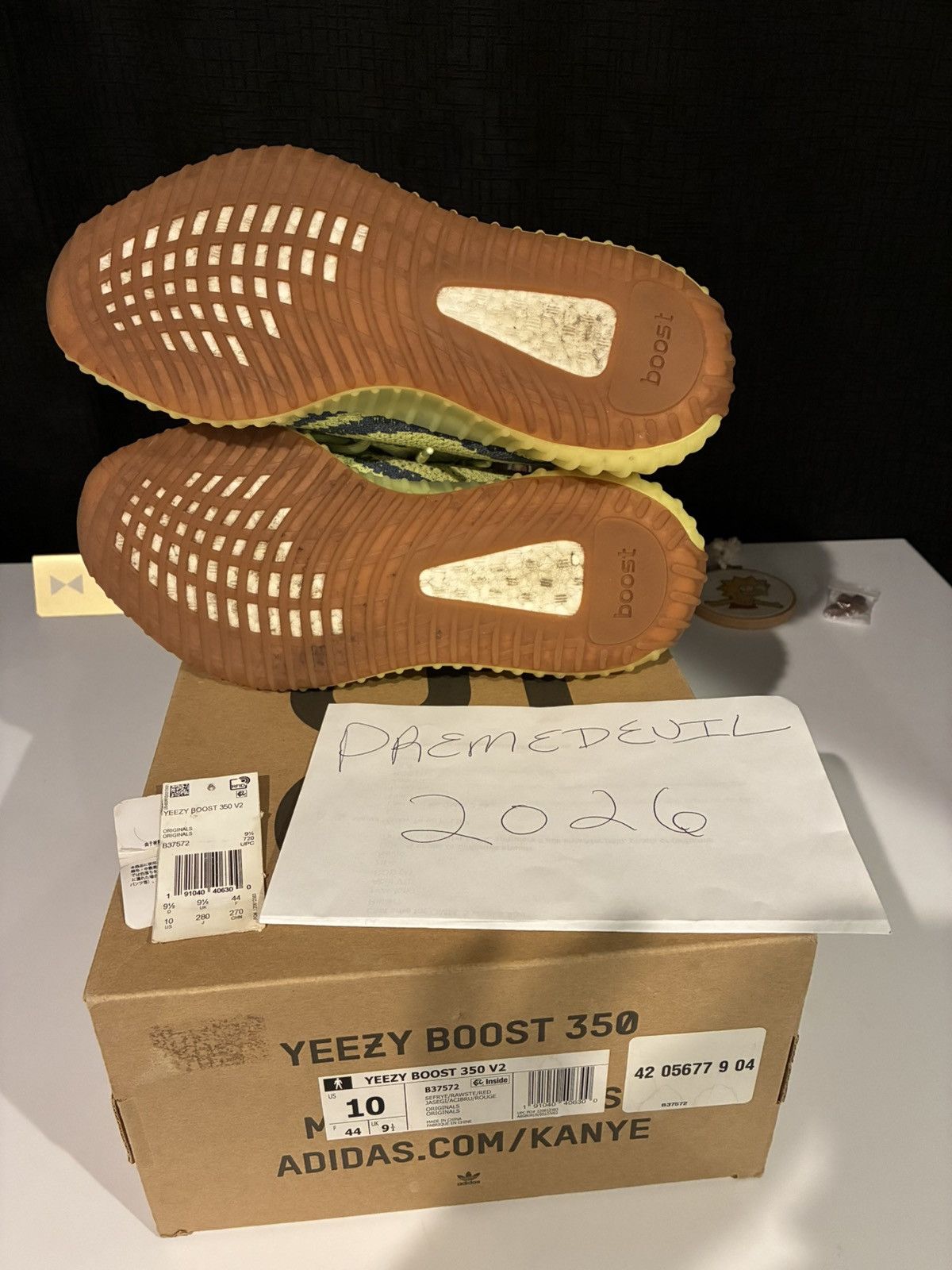 Yeezy adidas Yeezy Boost 350 V2 Semi Frozen Yellow Size 10 Size US 10 / EU 43 - 8 Thumbnail