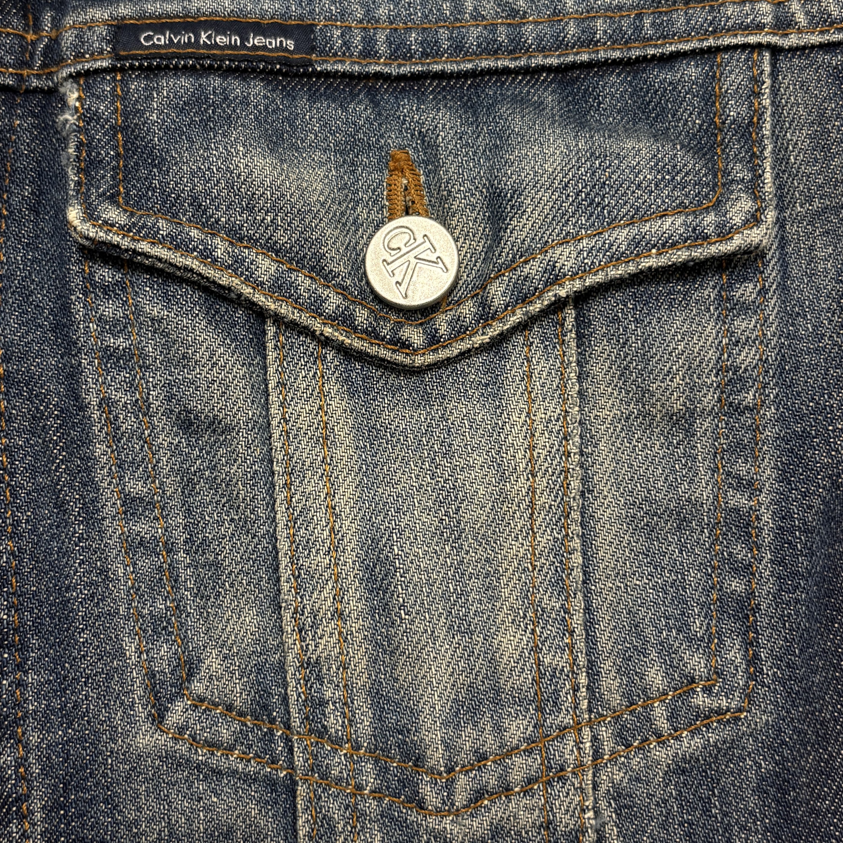 Calvin Klein Vintage Calvin Klein Jeans Y2K Womens Denim Jacket Trucker Size L / US 10 / IT 46 - 8 Thumbnail